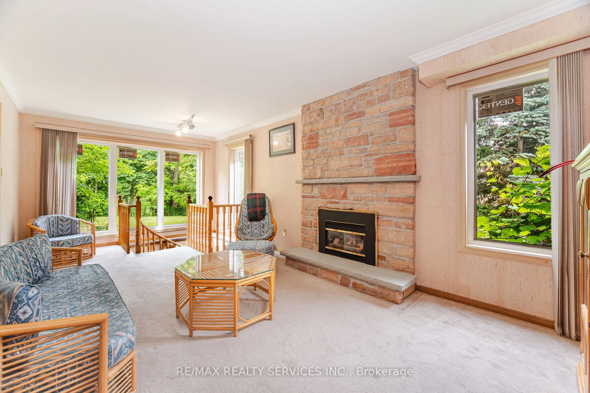 106 Kenpark Avenue
