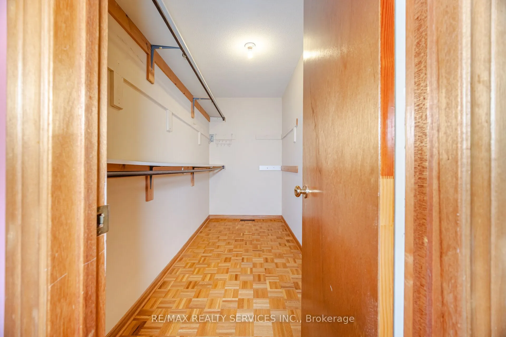 106 Kenpark Avenue