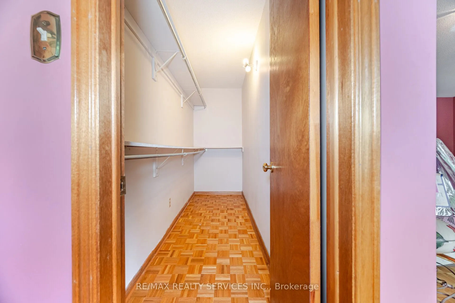 106 Kenpark Avenue