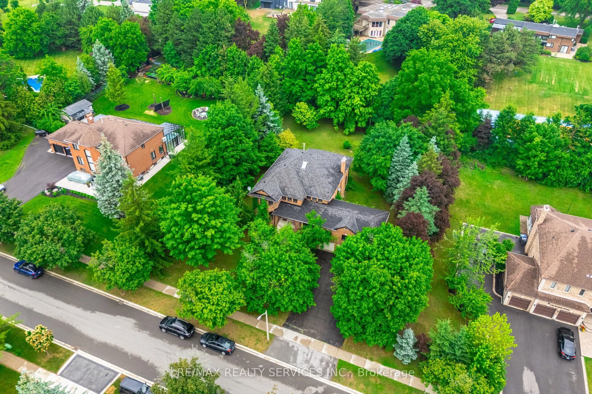 106 Kenpark Avenue