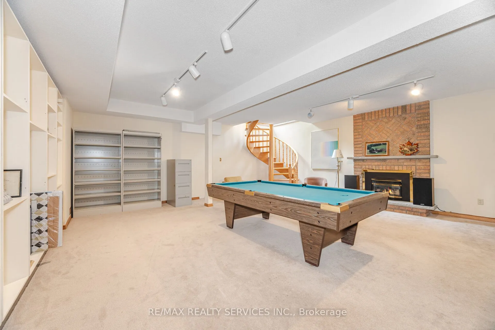 106 Kenpark Avenue