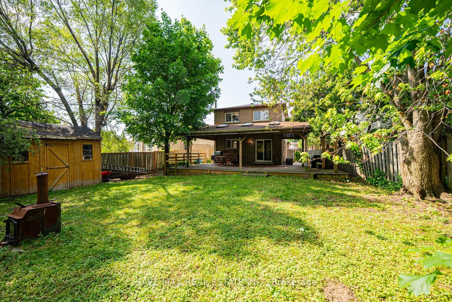 6983 Hickling Crescent