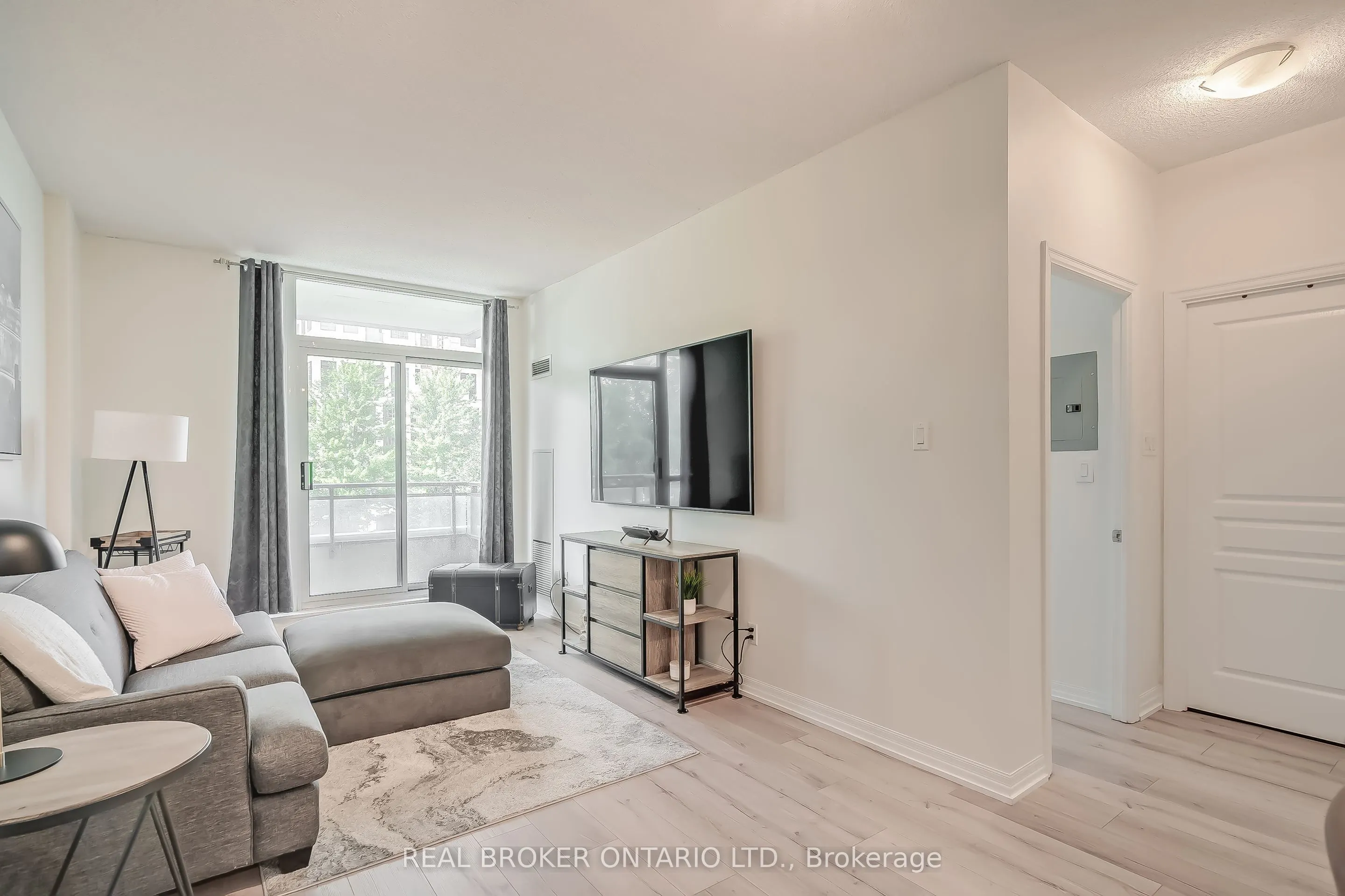 3515 Kariya Drive, #201