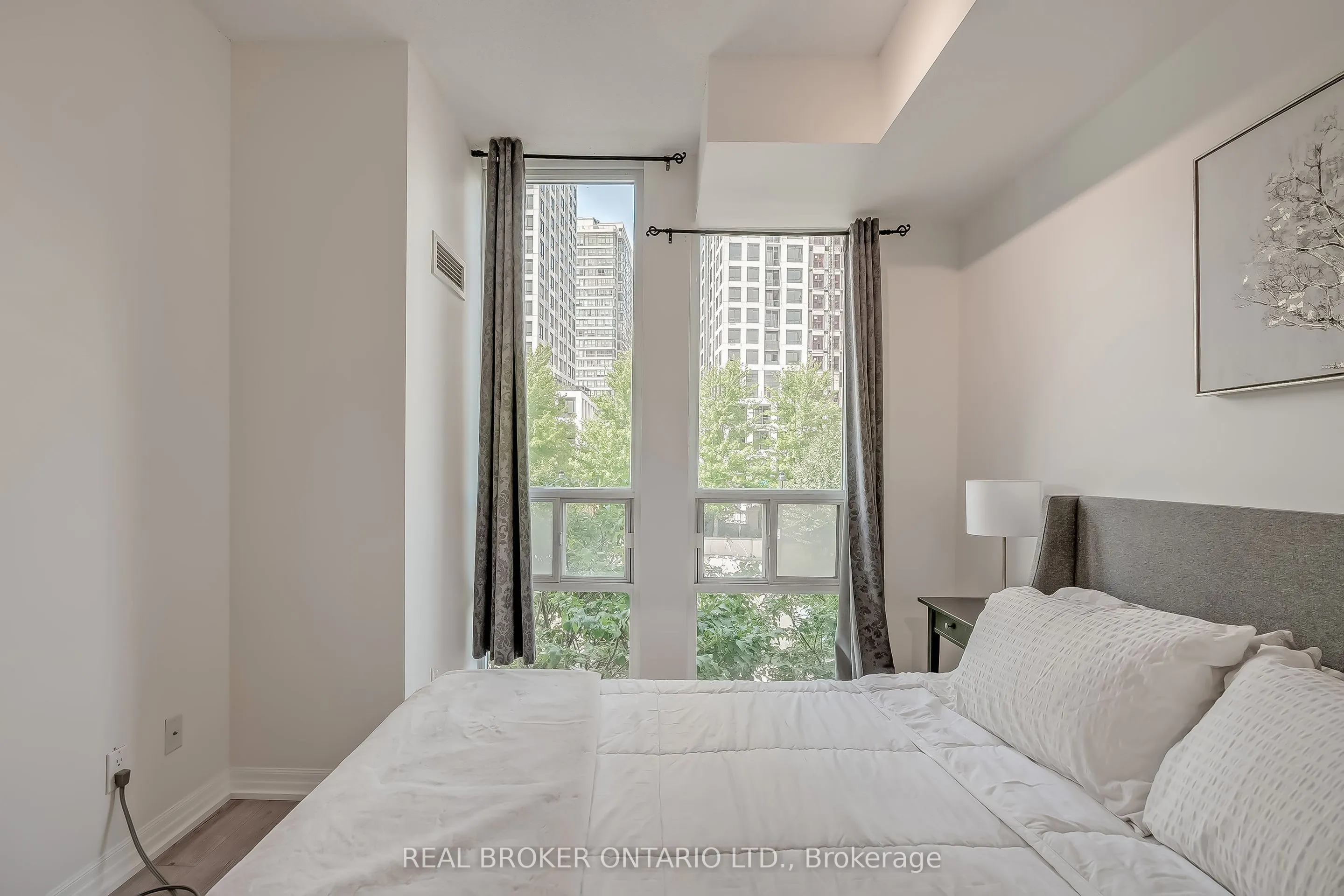 3515 Kariya Drive, #201