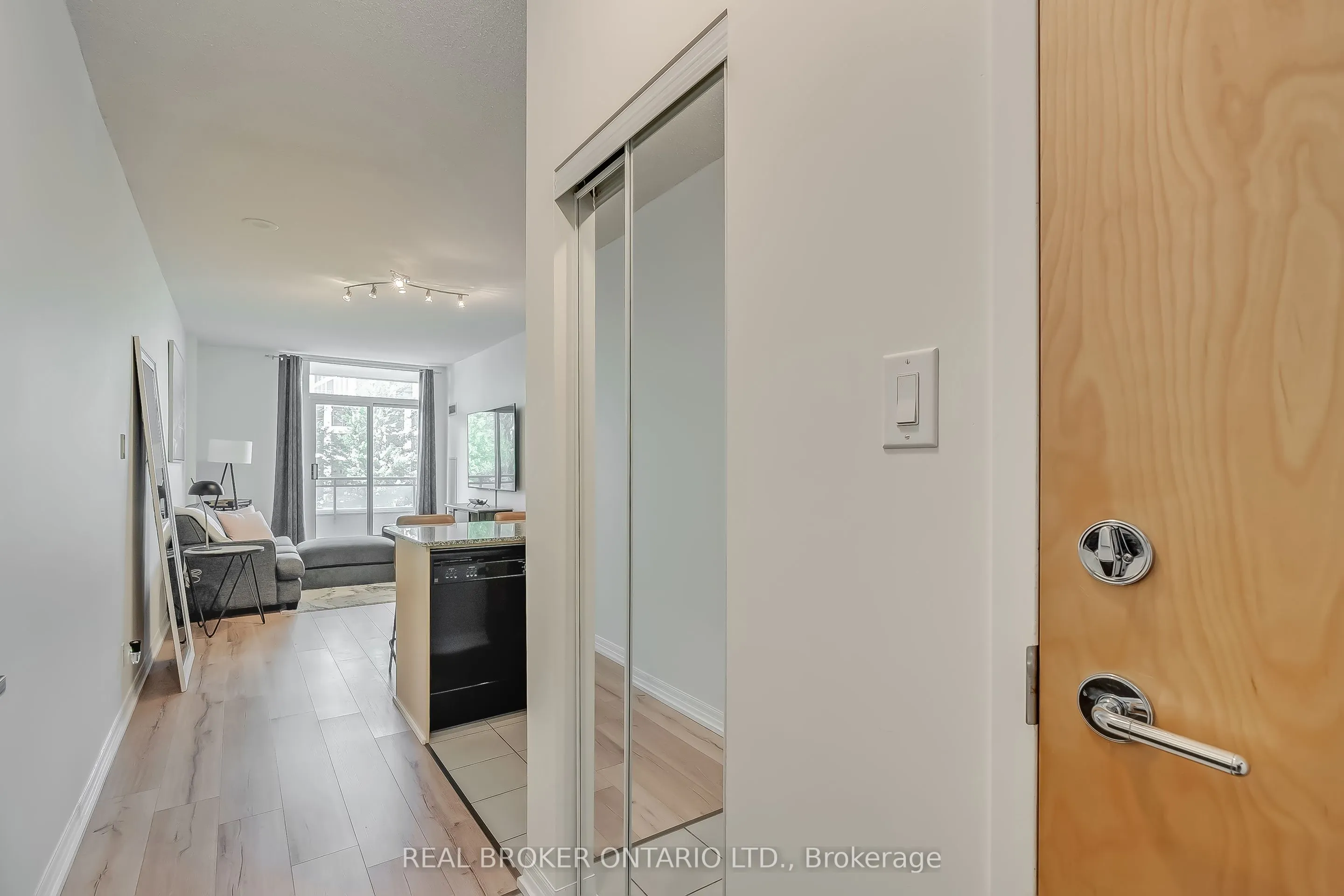 3515 Kariya Drive, #201