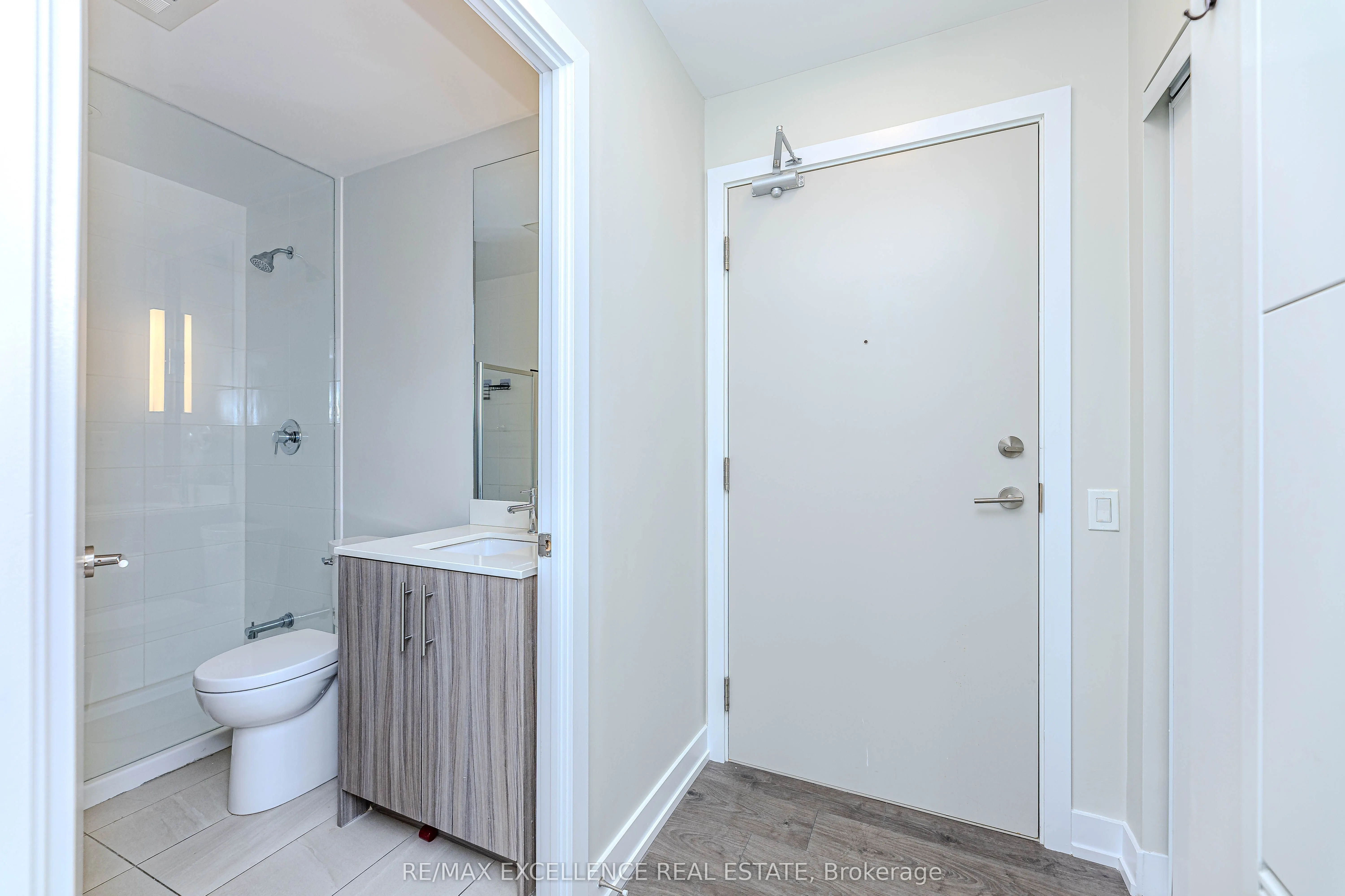 215 Veterans Drive, #1008S
