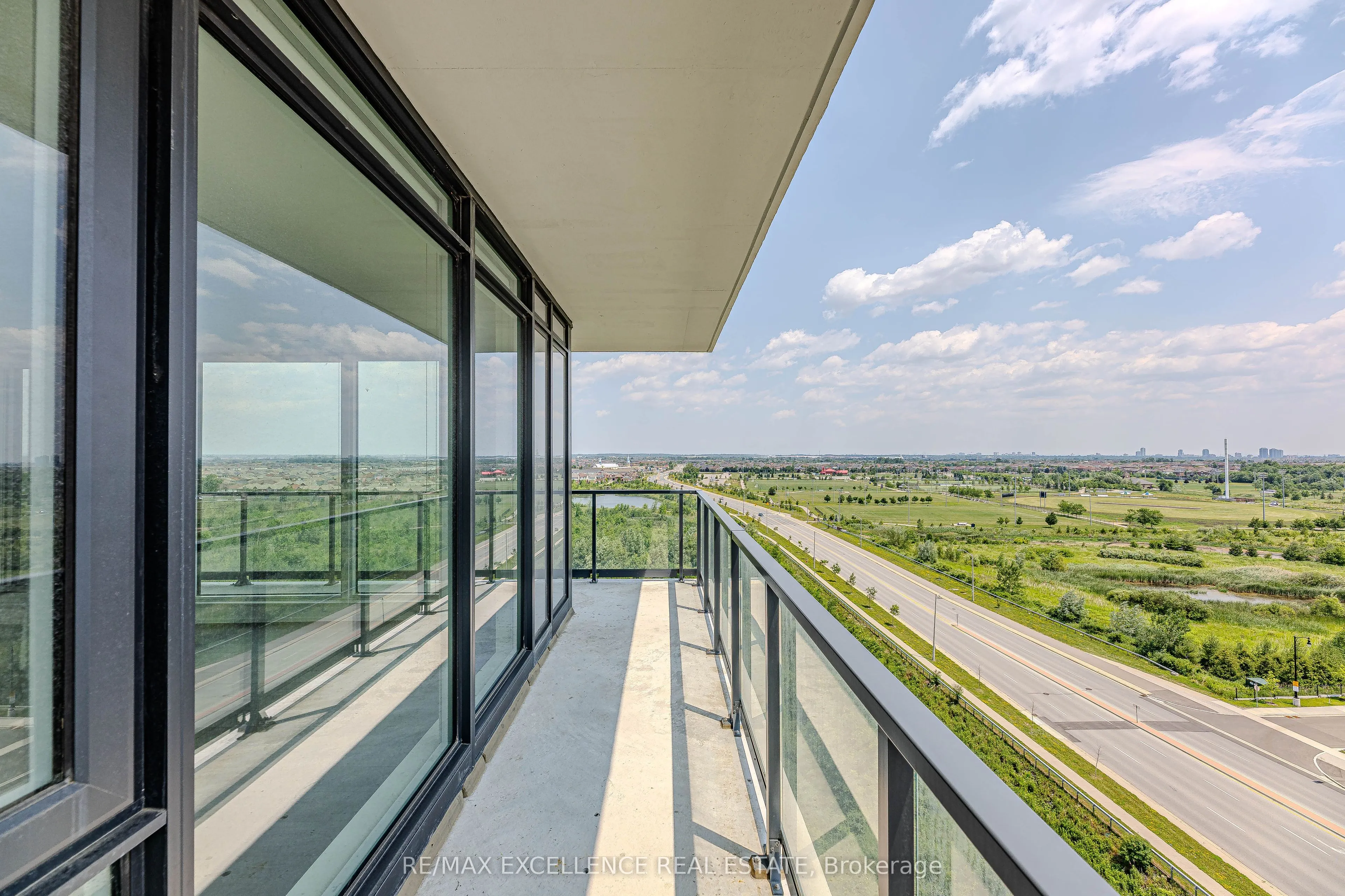 215 Veterans Drive, #1008S