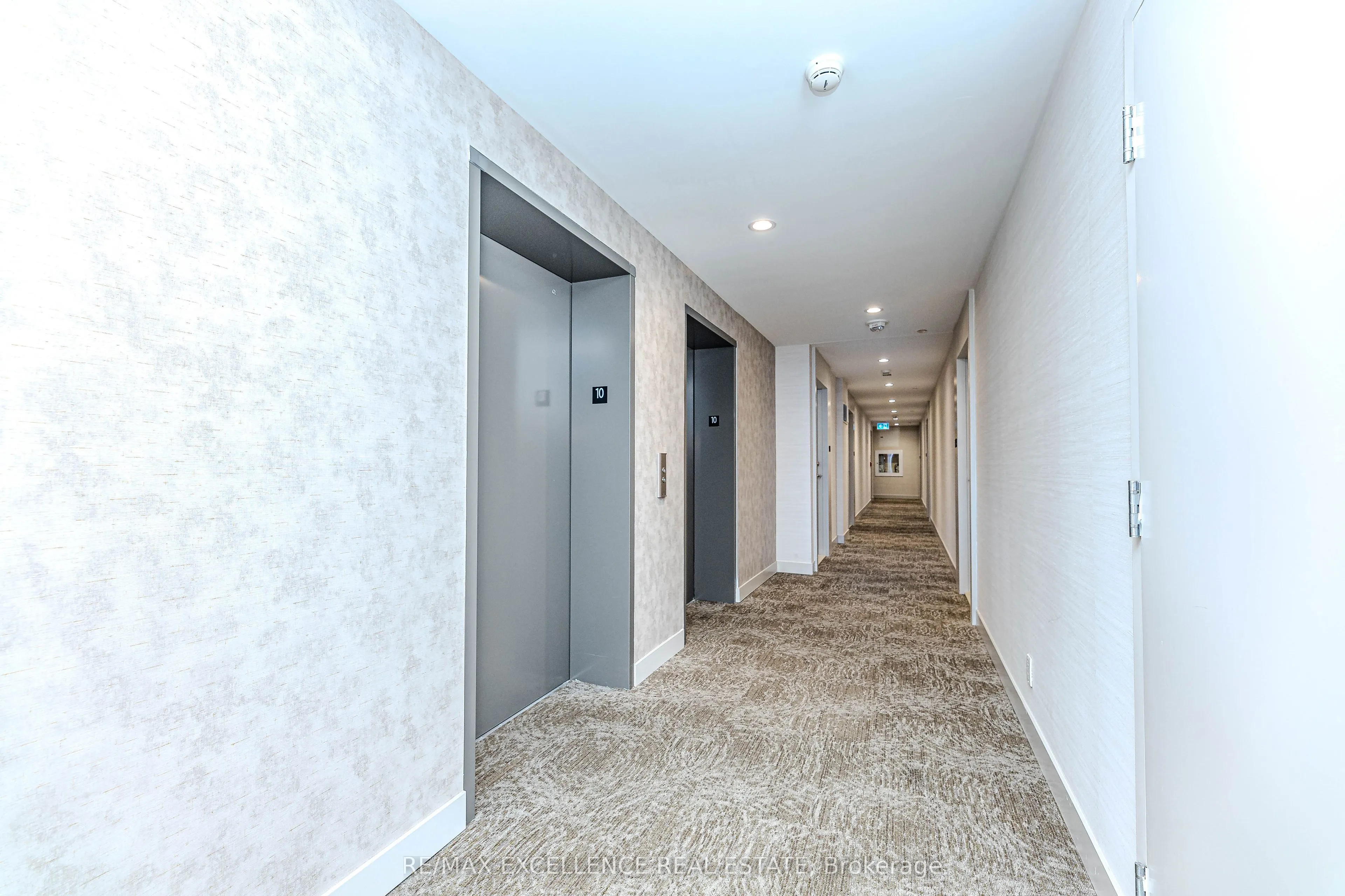 215 Veterans Drive, #1008S