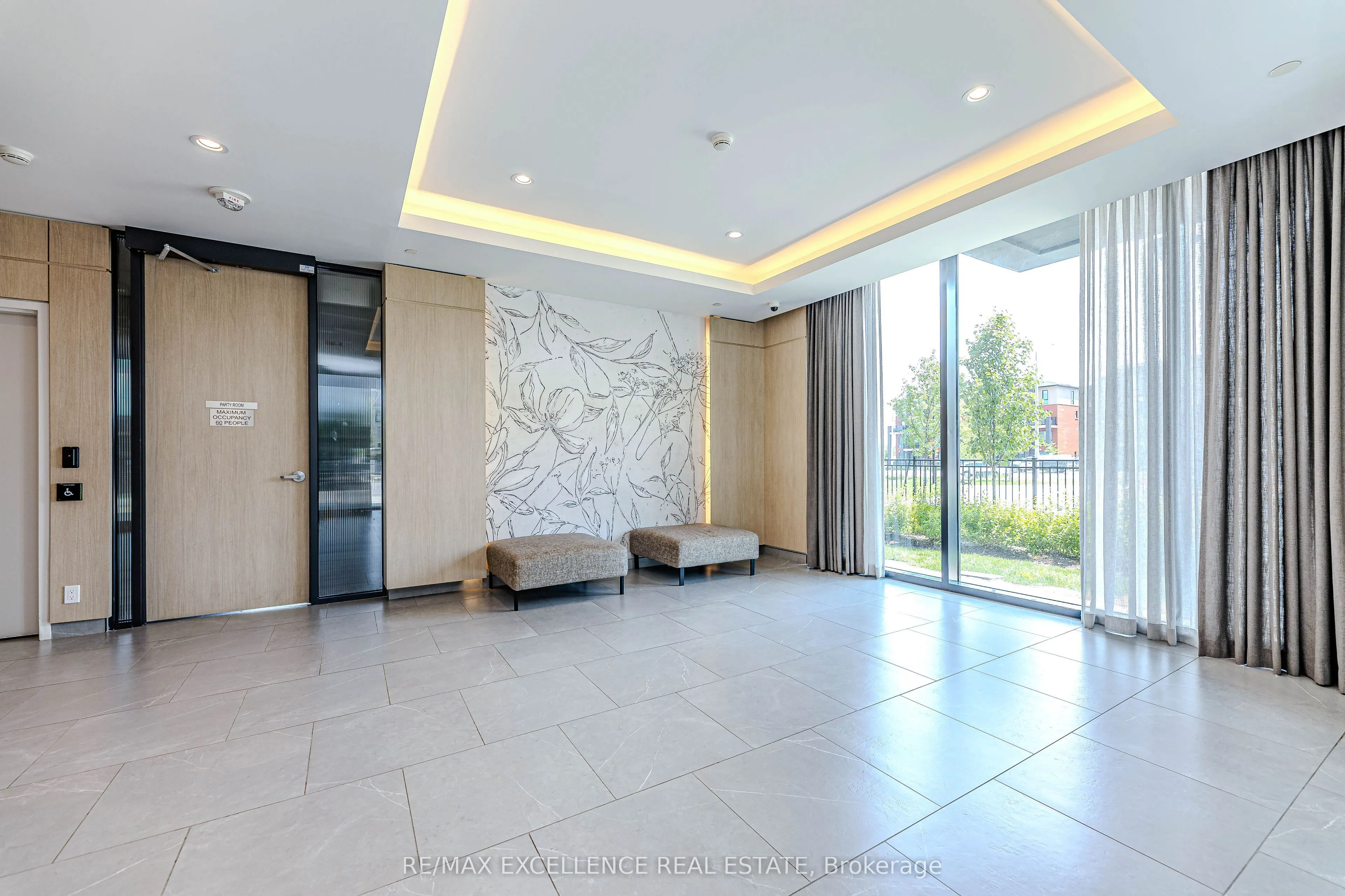 215 Veterans Drive, #1008S
