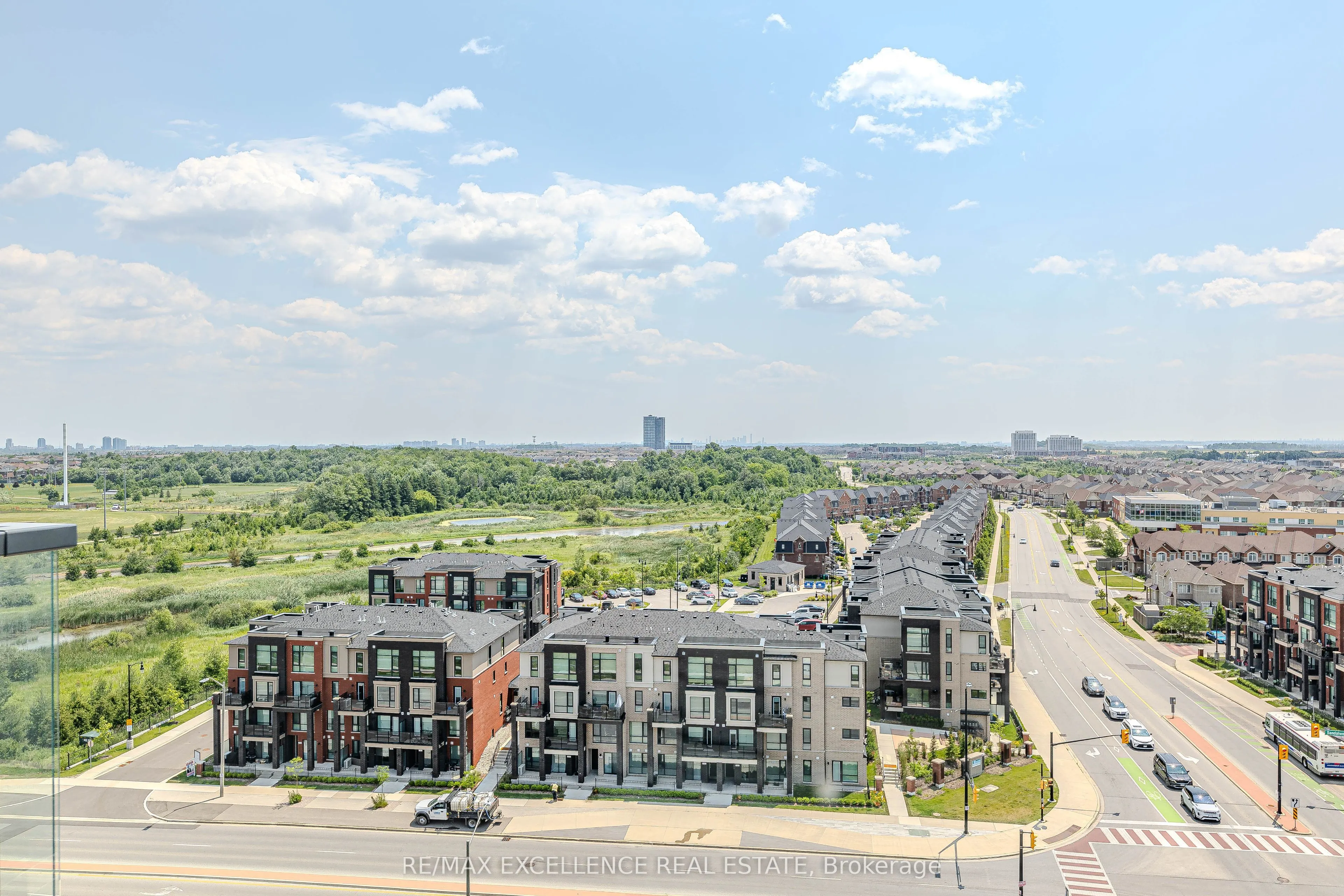 215 Veterans Drive, #1008S
