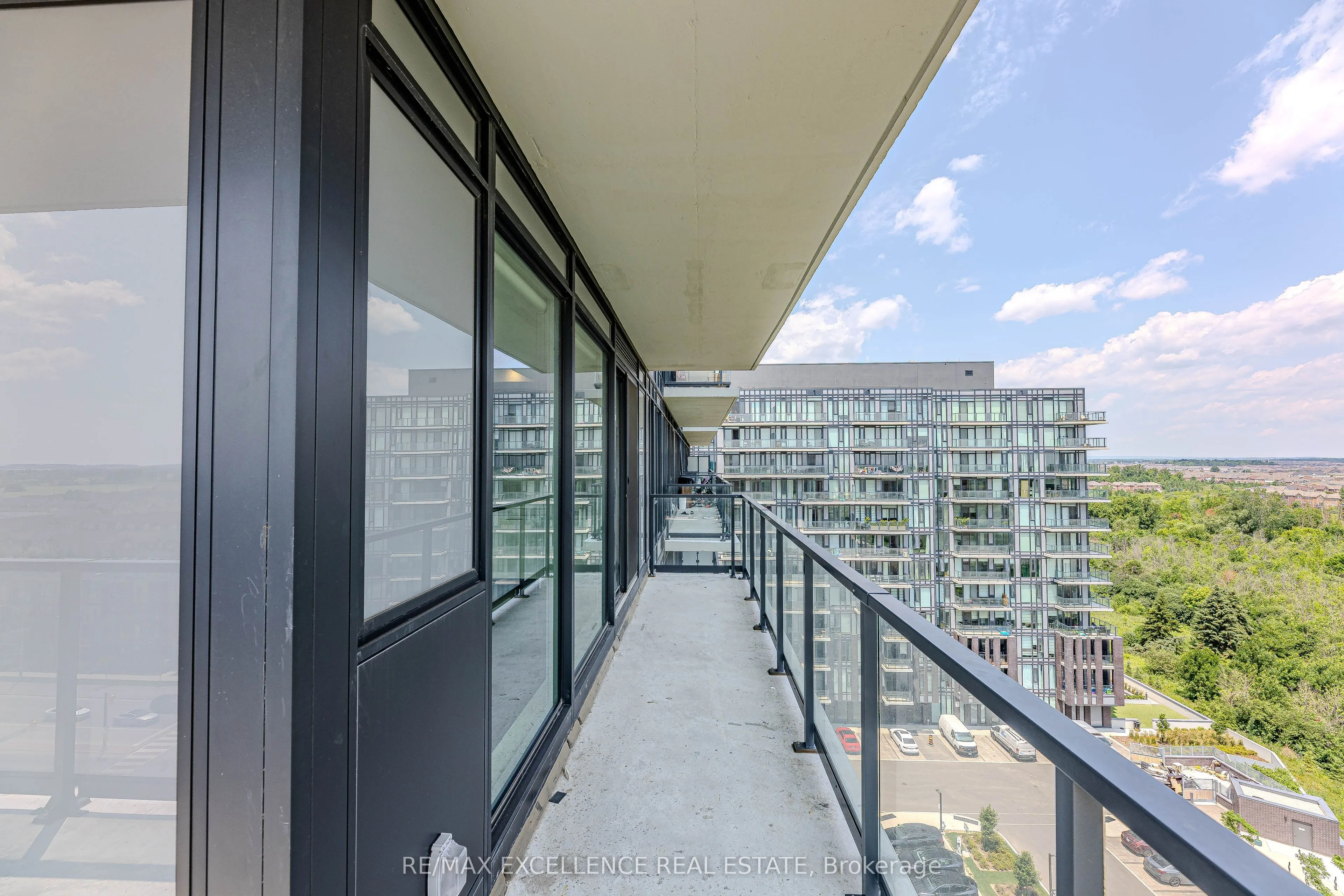 215 Veterans Drive, #1008S