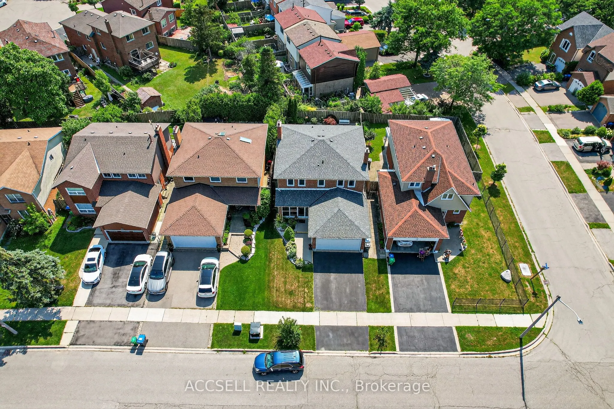 972 Queensbridge Drive