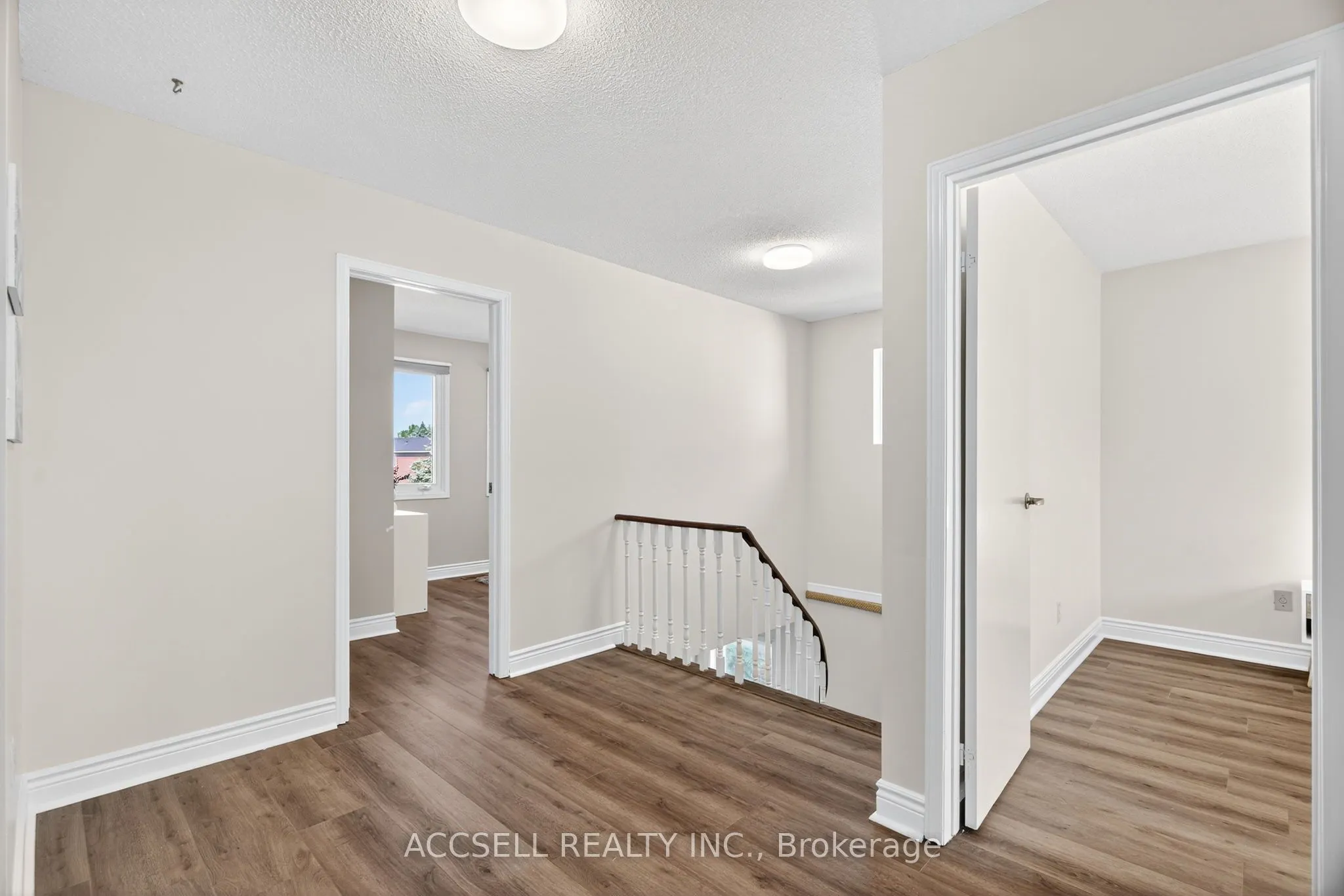 972 Queensbridge Drive