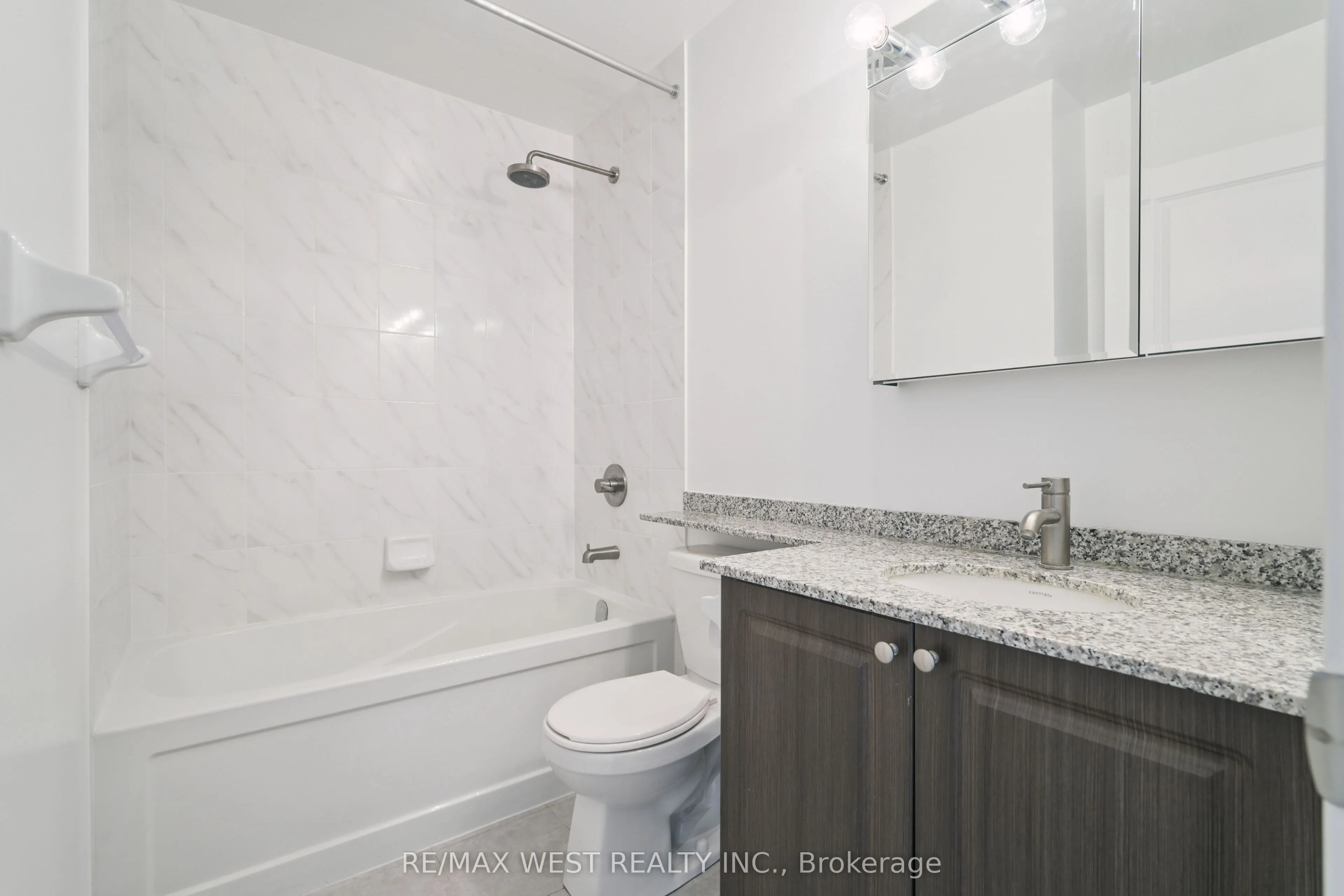 50 Via Rosedale, #117