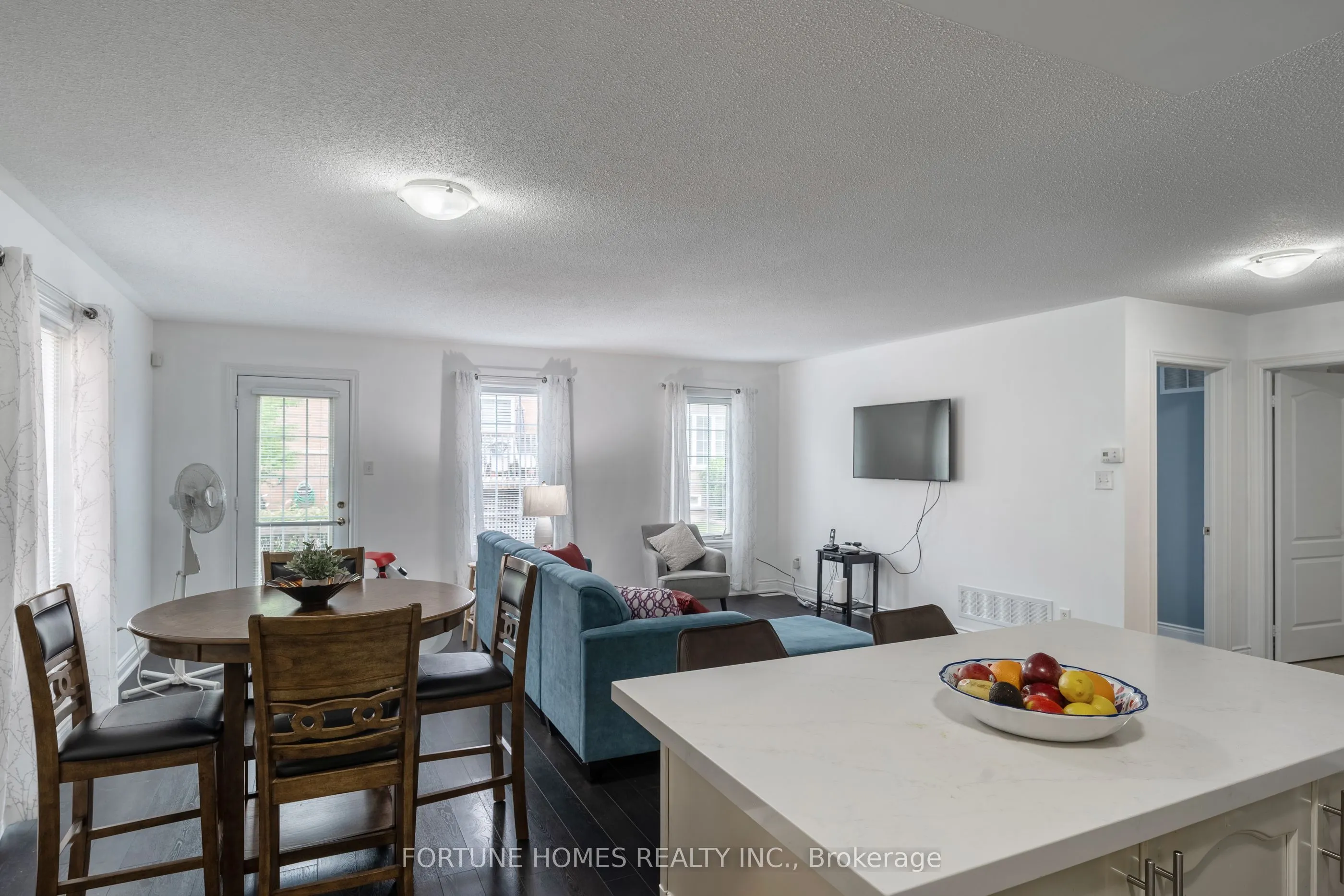 67 Locust Drive, #6