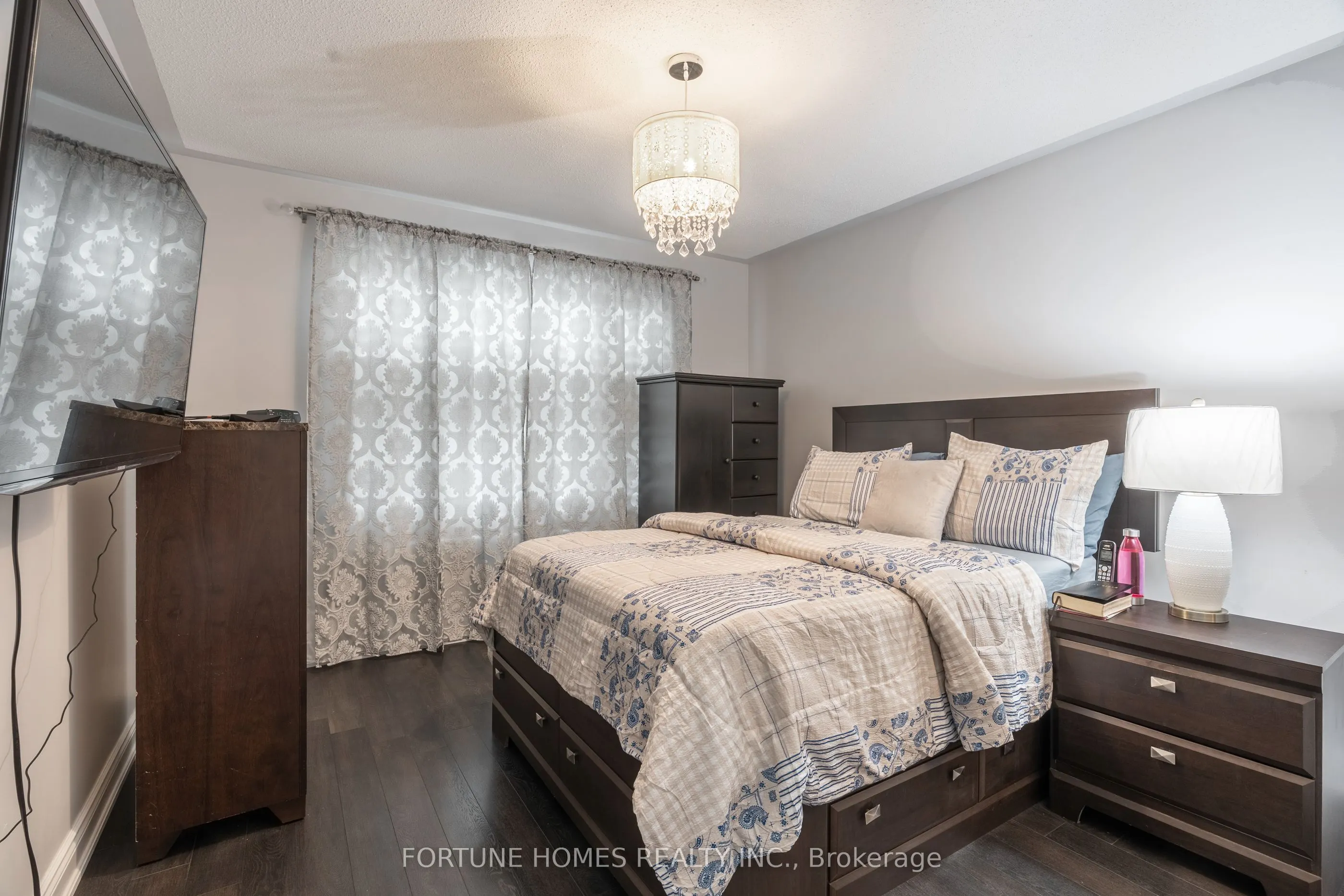 67 Locust Drive, #6