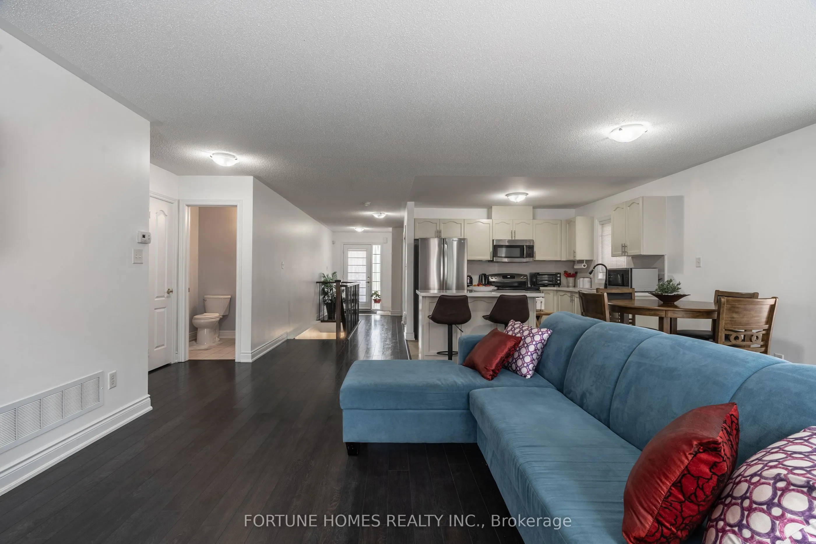 67 Locust Drive, #6