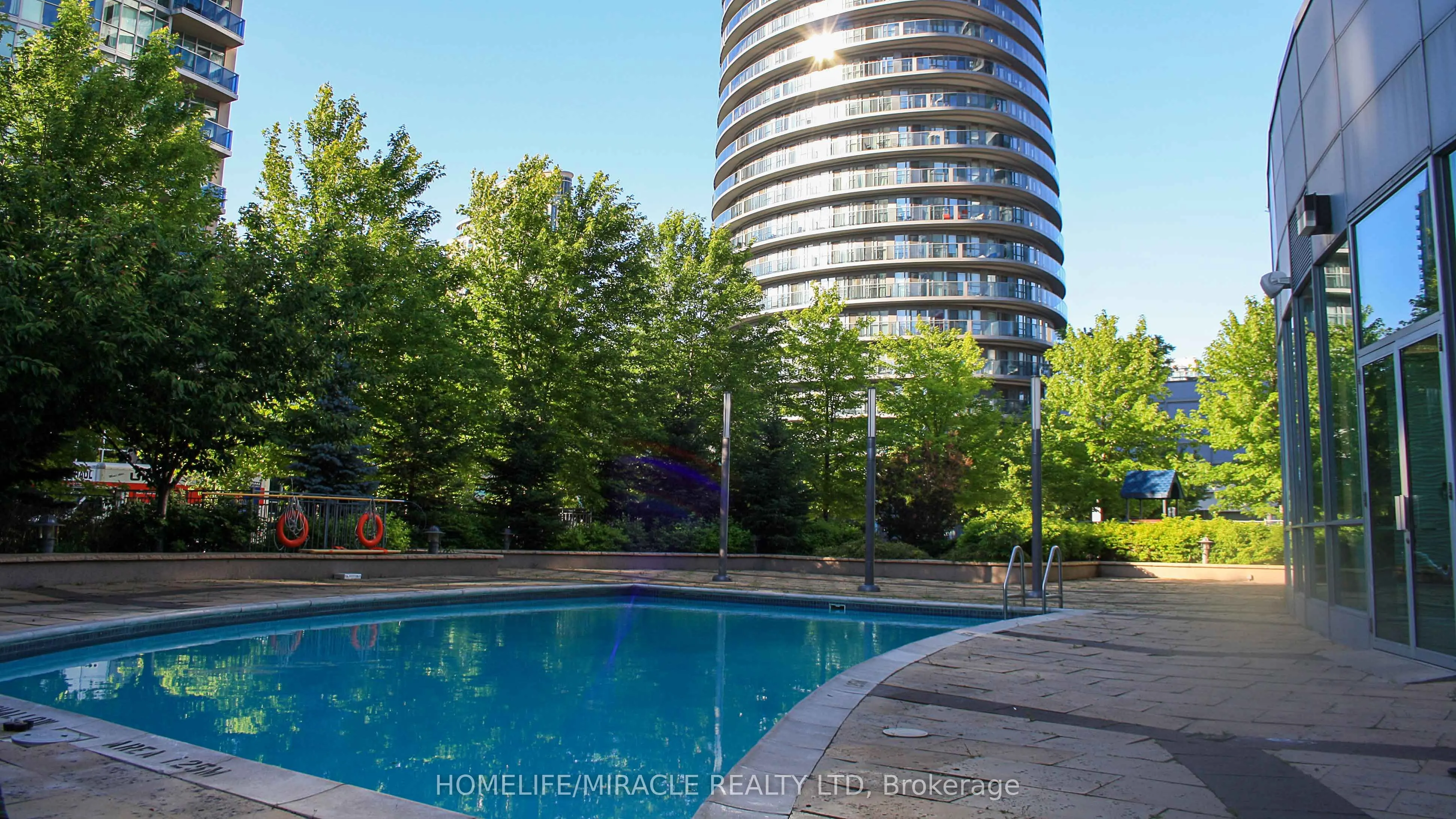 50 Absolute Avenue, #404