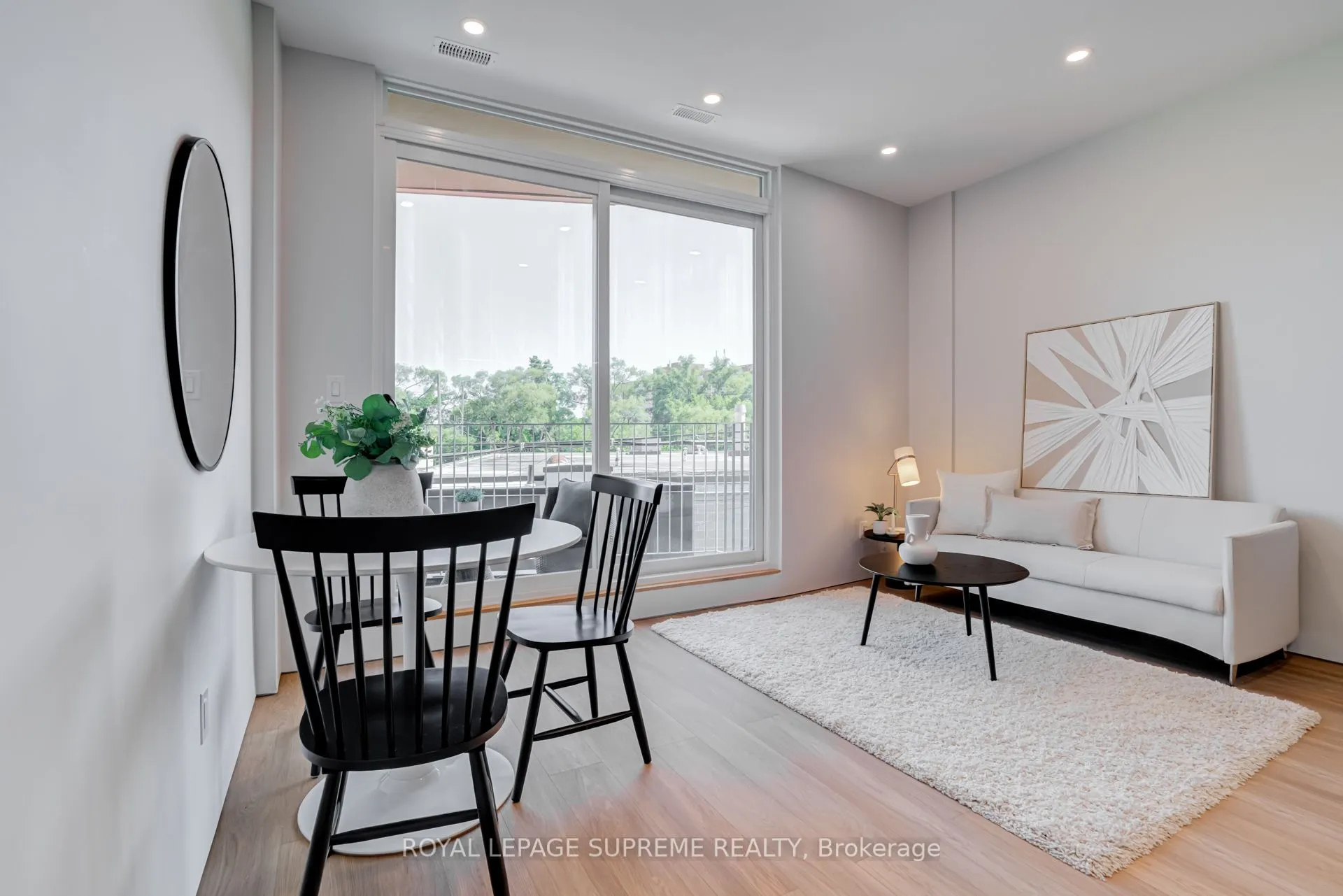 101 Bernice Crescent, #4