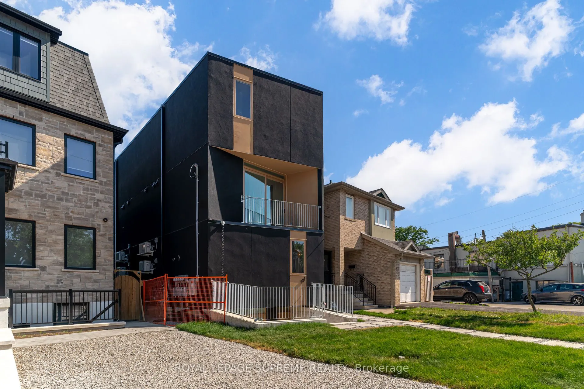101 Bernice Crescent, #2