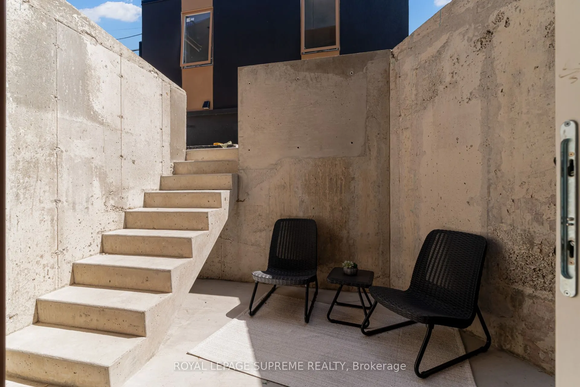 101 Bernice Crescent, #2