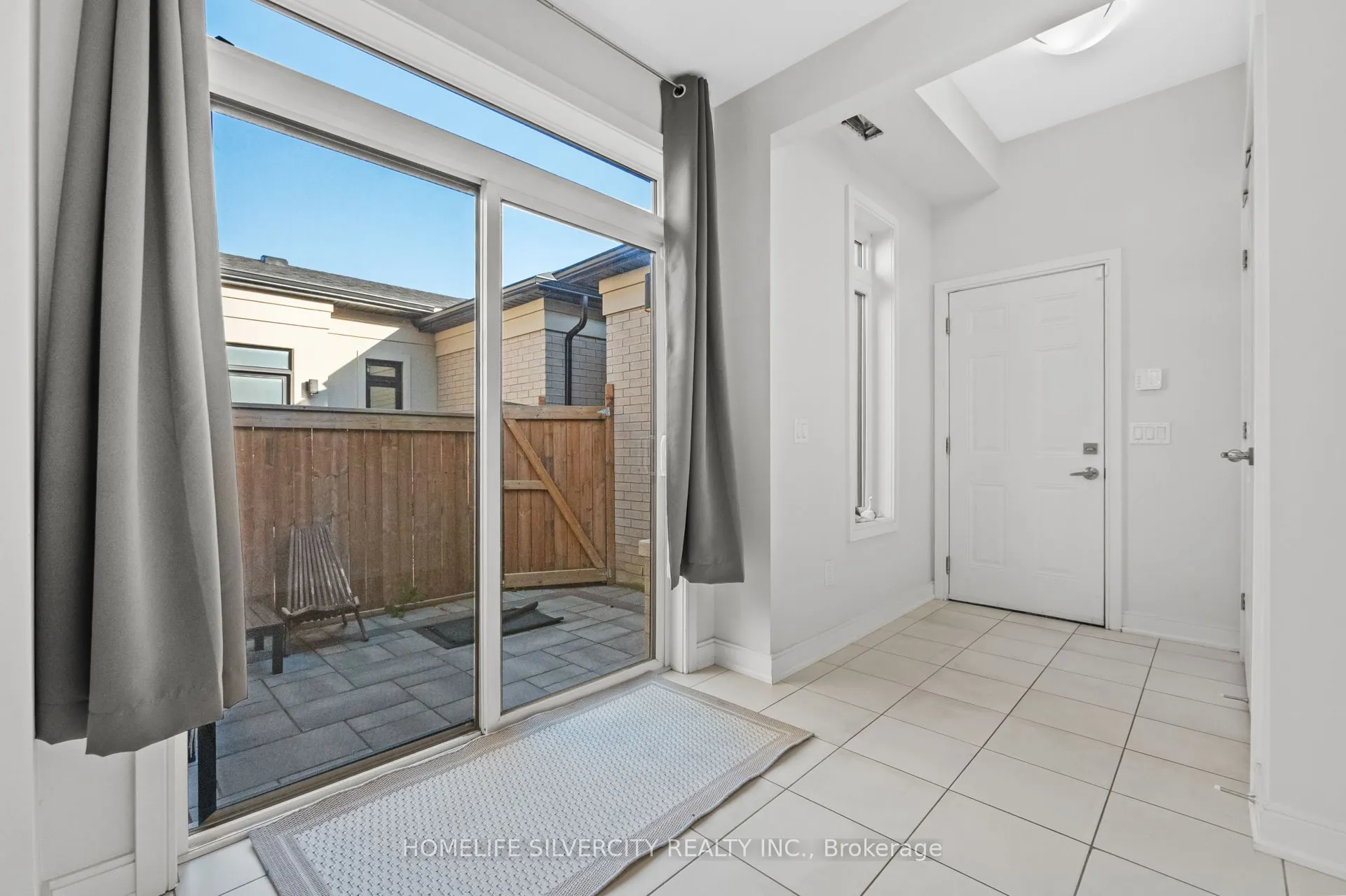 86 Pearman Crescent