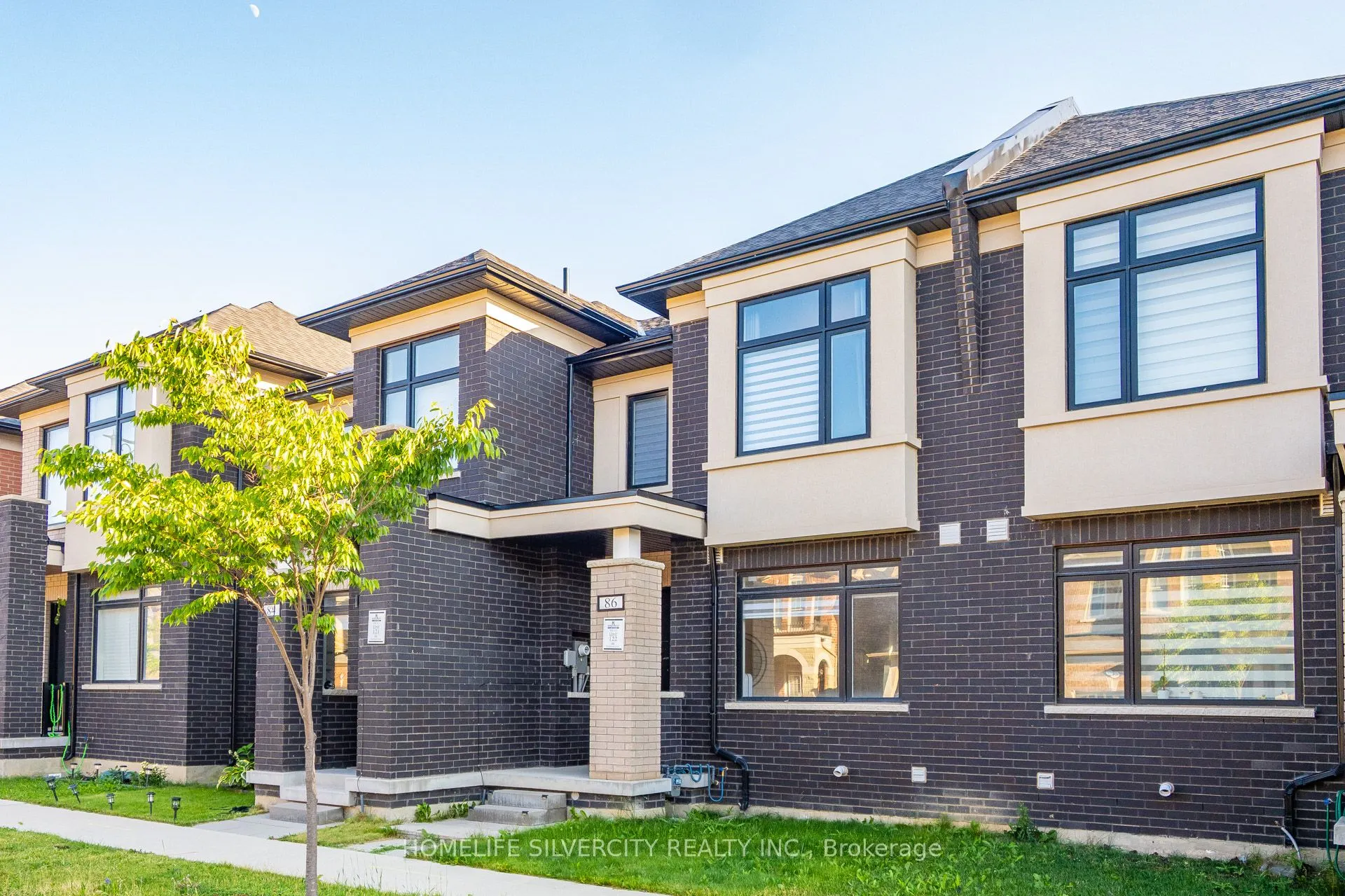 86 Pearman Crescent
