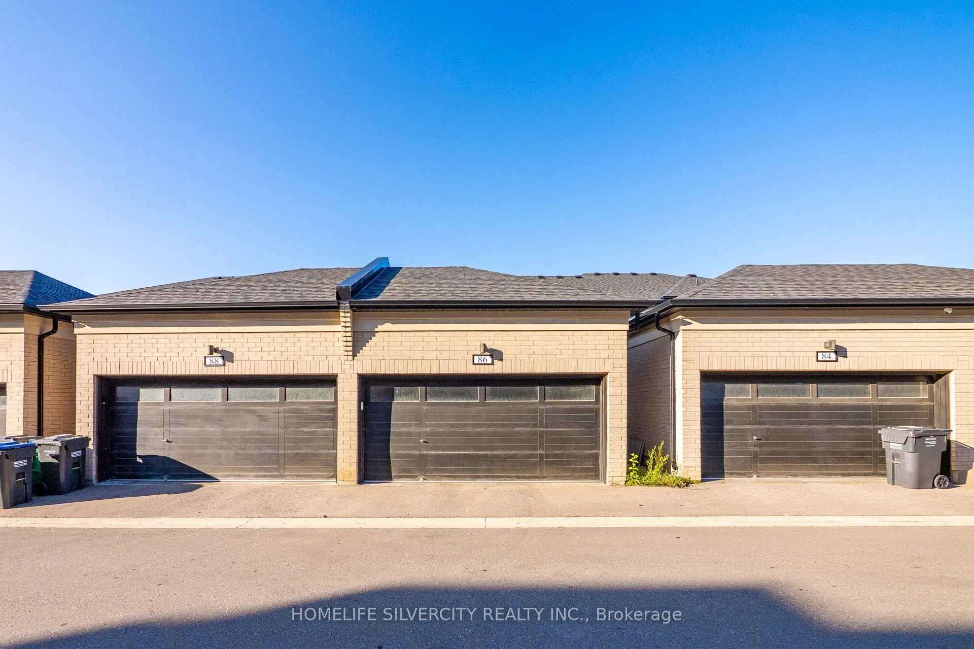 86 Pearman Crescent