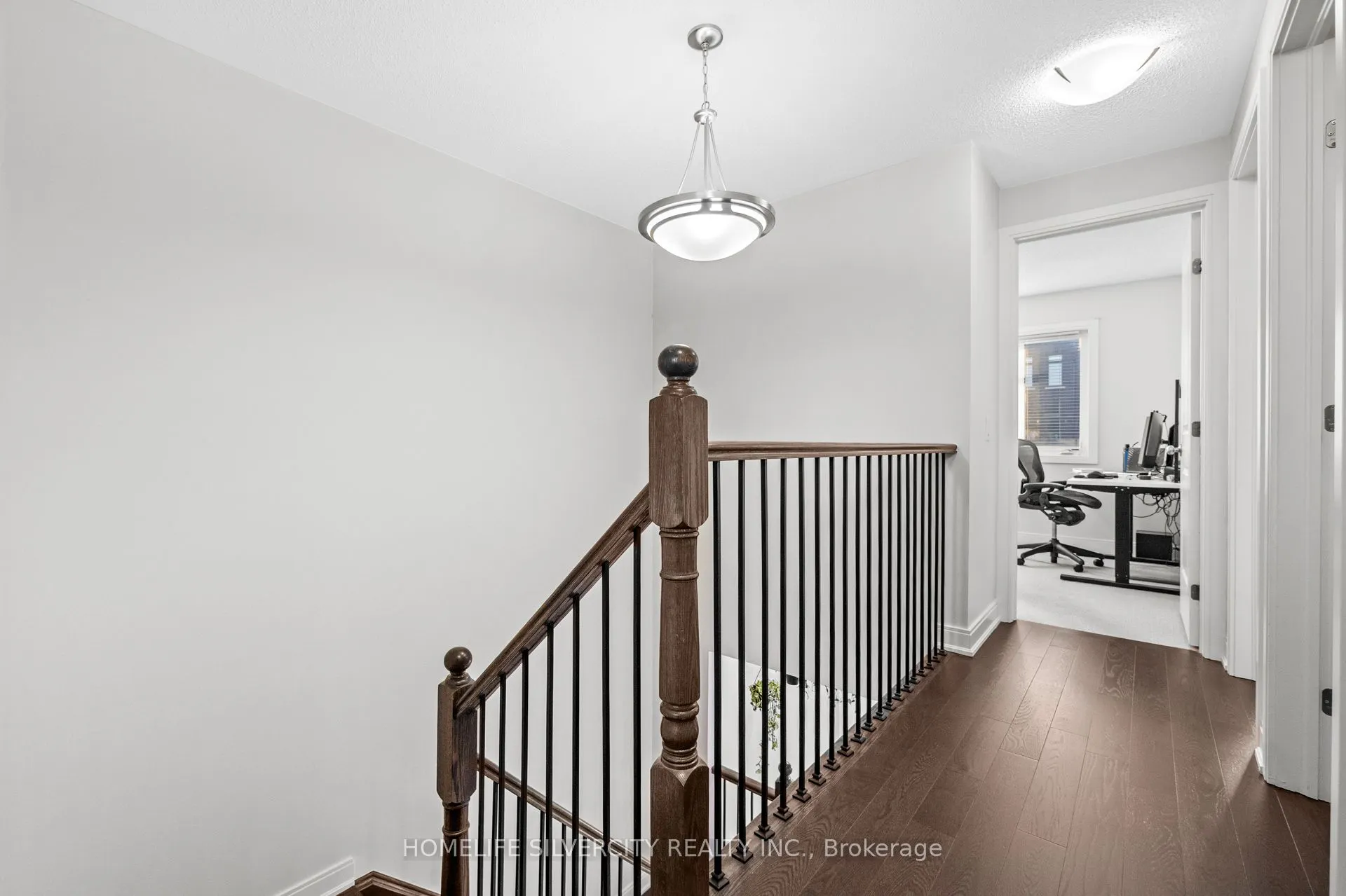 86 Pearman Crescent