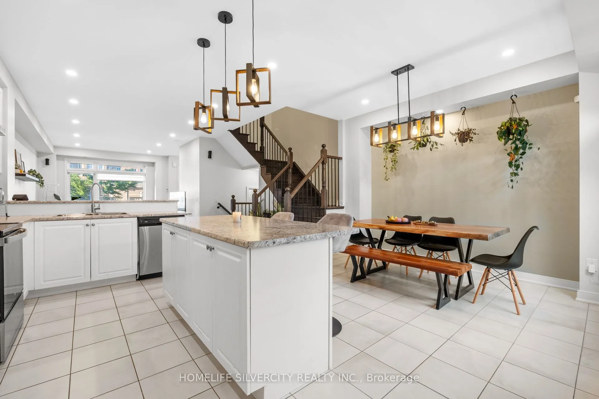 86 Pearman Crescent