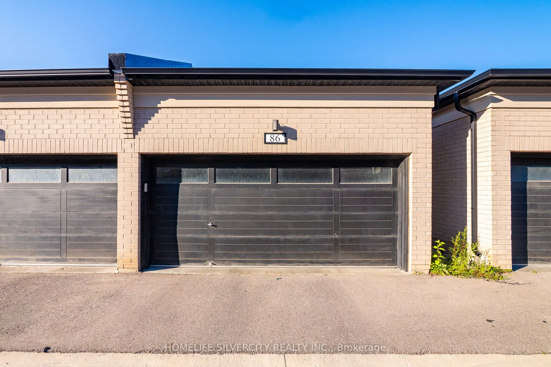 86 Pearman Crescent