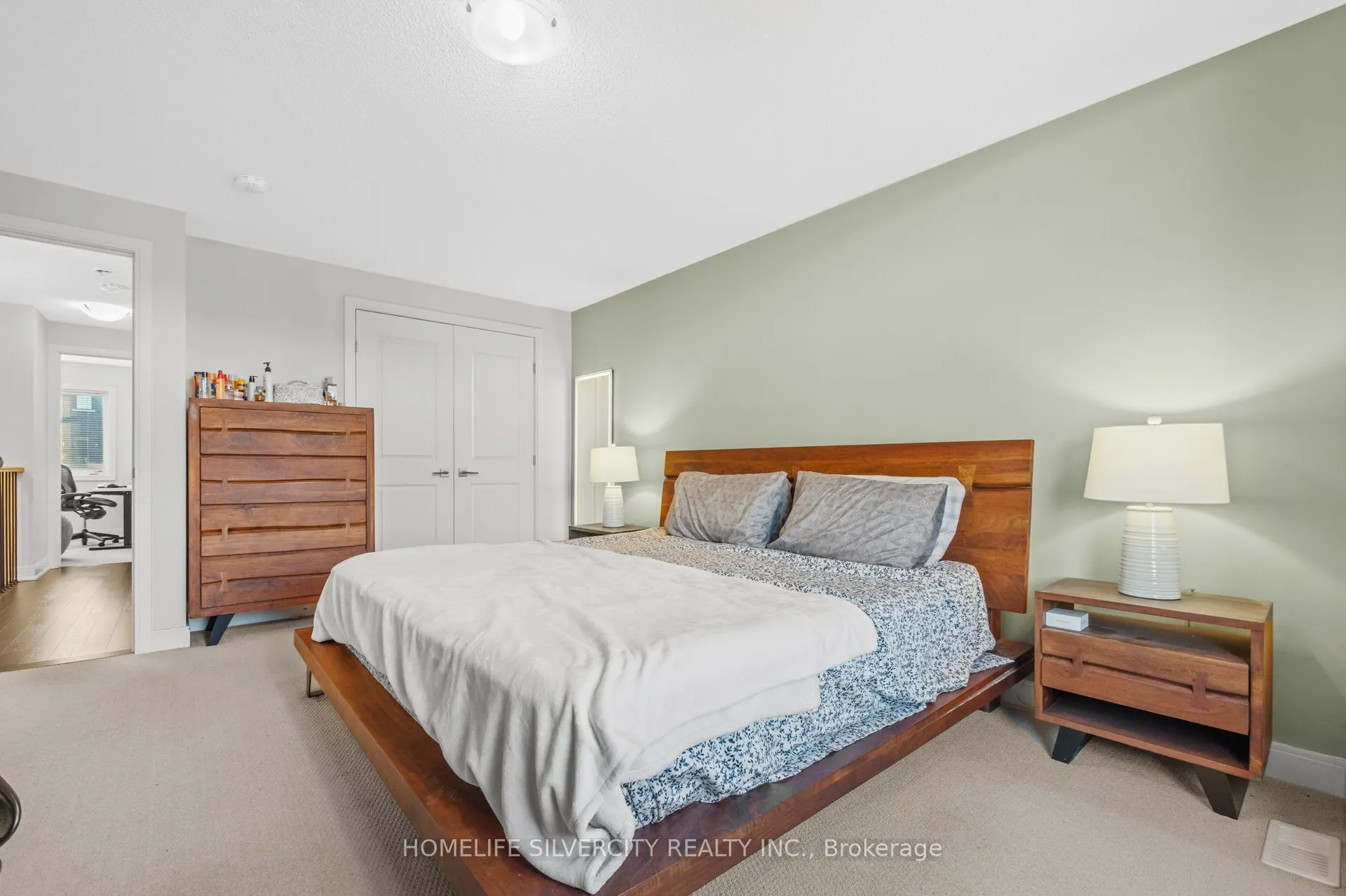 86 Pearman Crescent