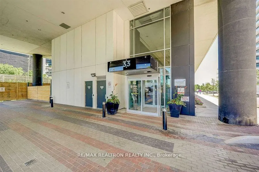 33 Shore Breeze Drive, #2501