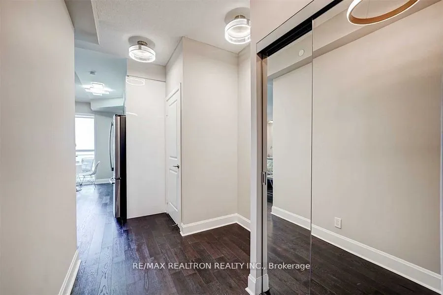33 Shore Breeze Drive, #2501