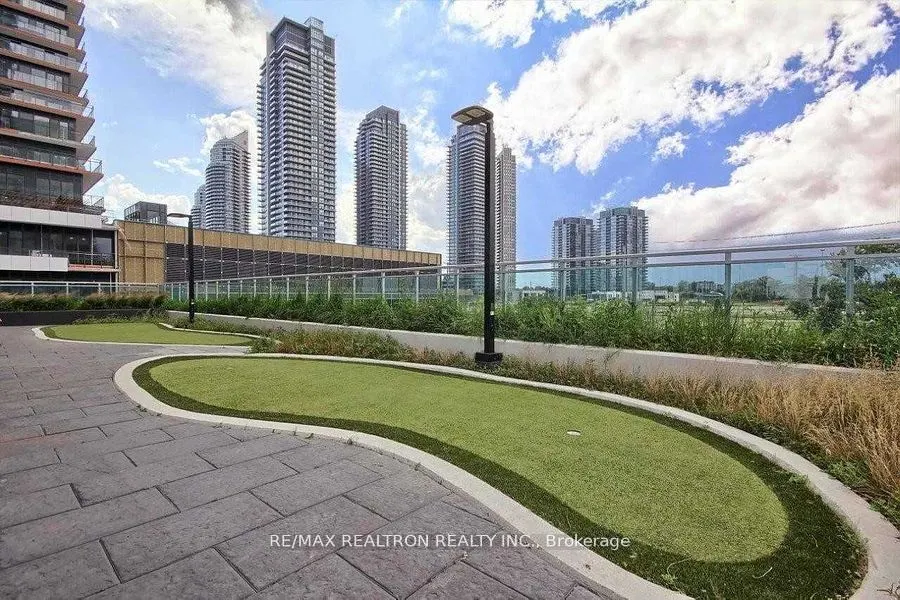 33 Shore Breeze Drive, #2501
