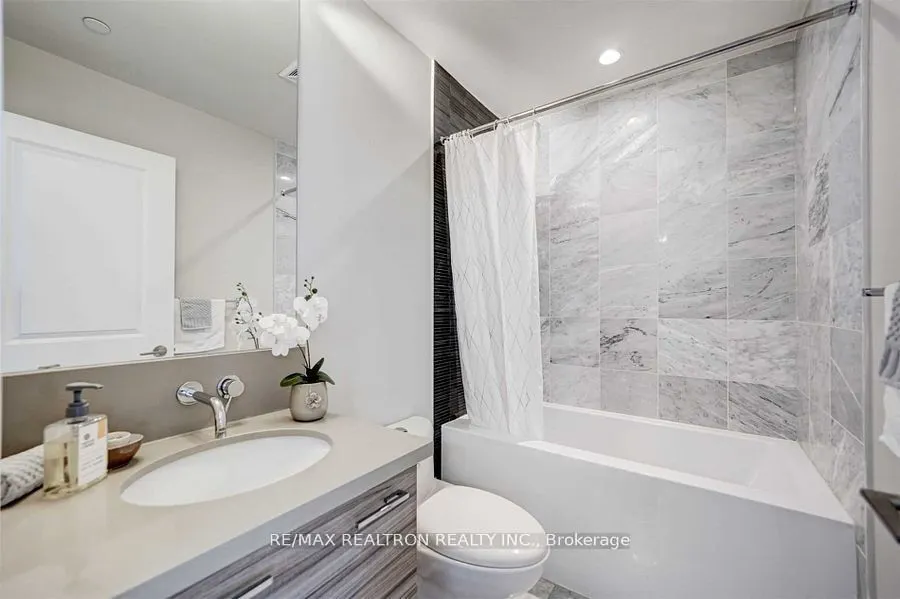 33 Shore Breeze Drive, #2501