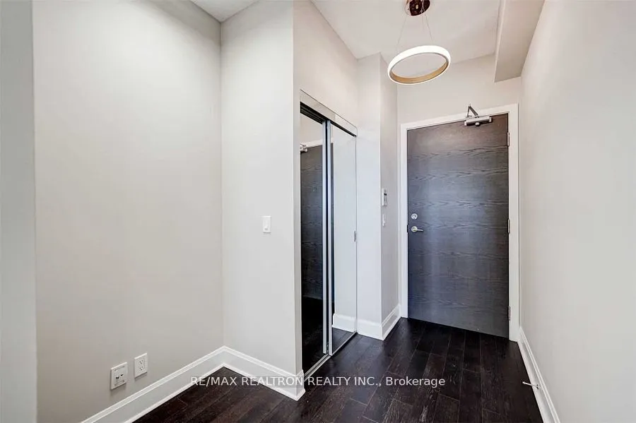 33 Shore Breeze Drive, #2501