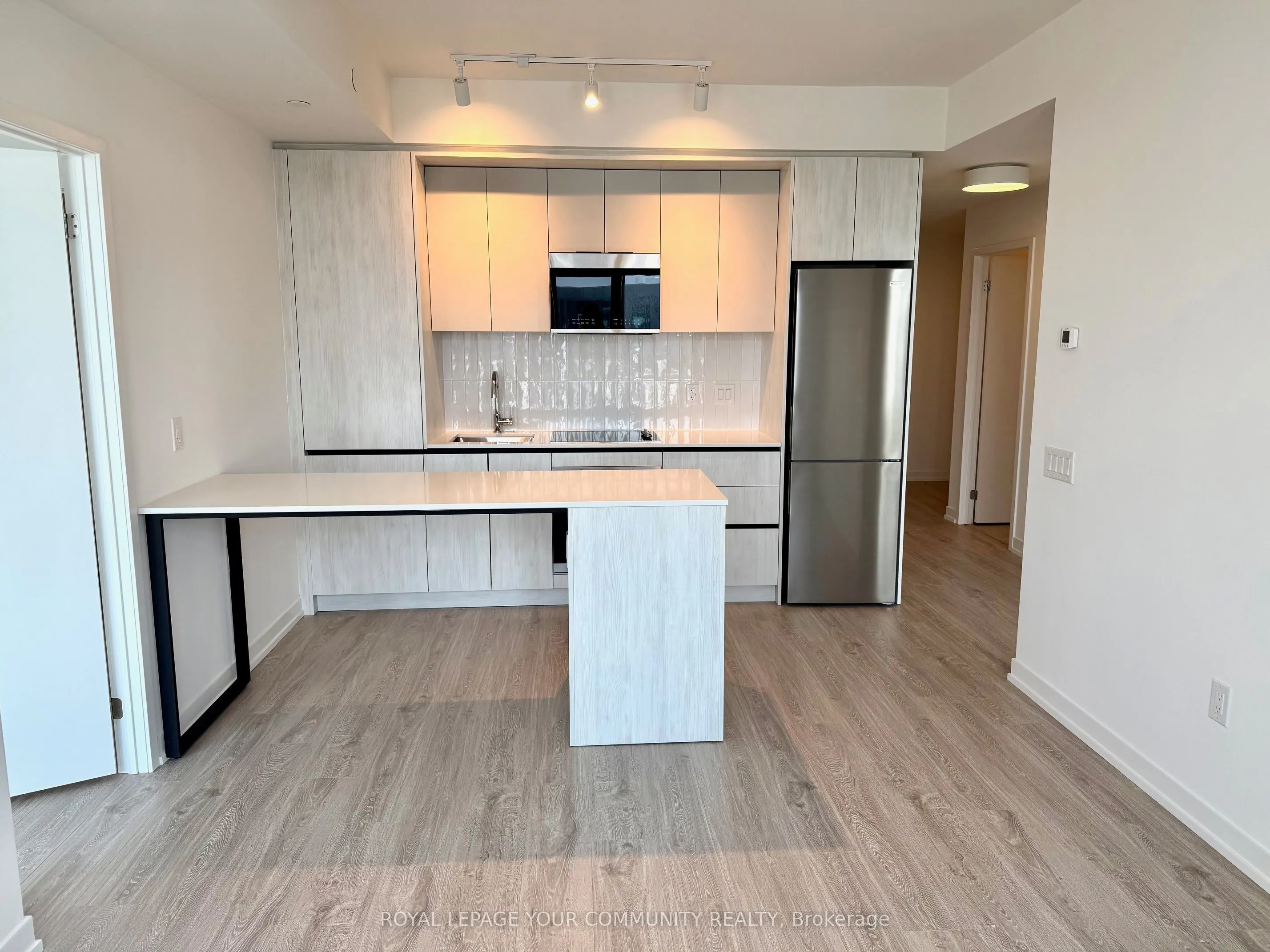 2485 Eglinton Avenue W, #1115