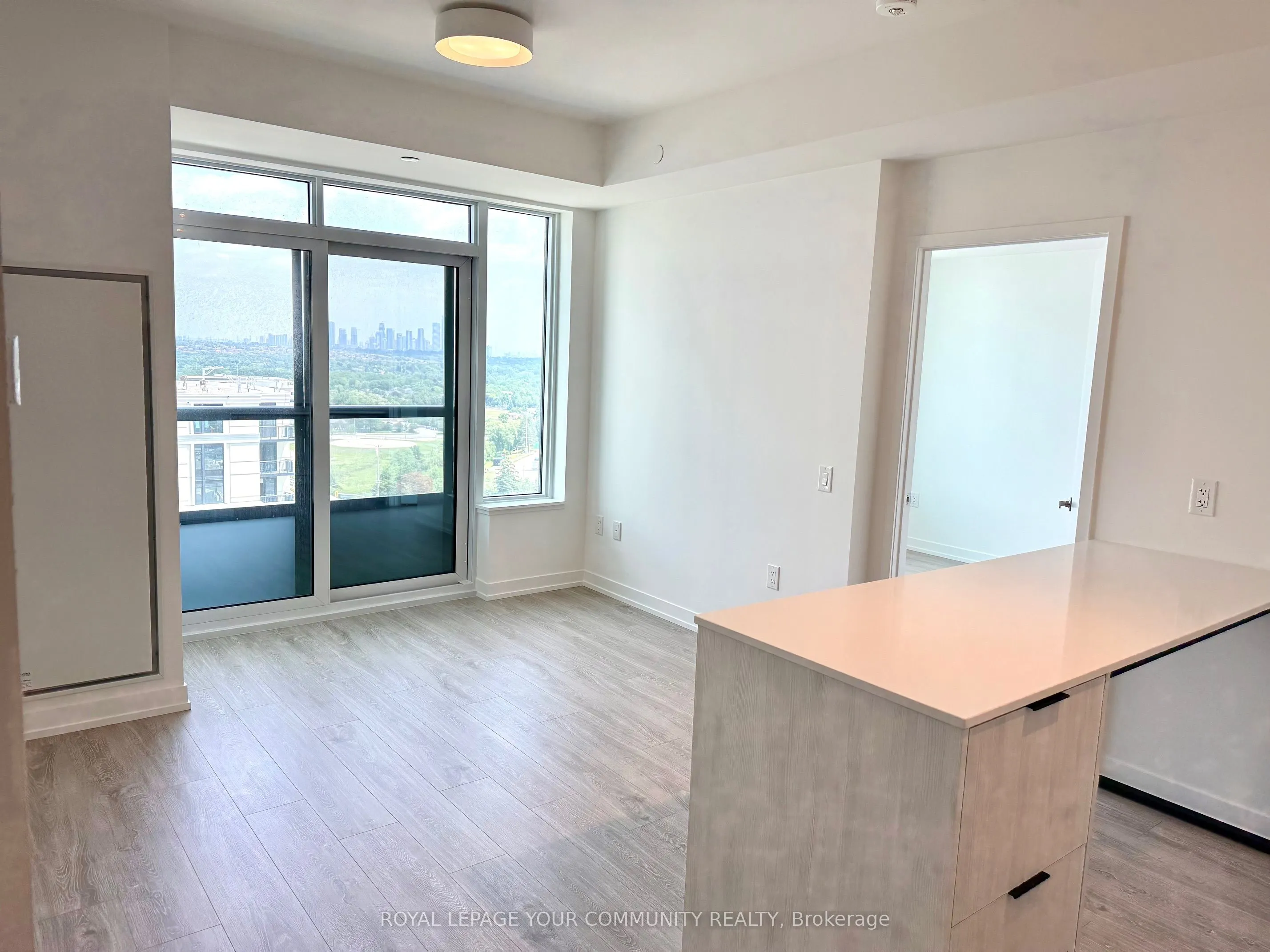 2485 Eglinton Avenue W, #1115