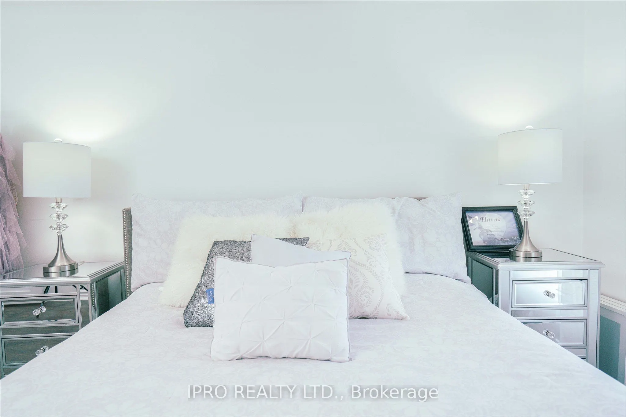 145 Hillcrest Avenue, #1907