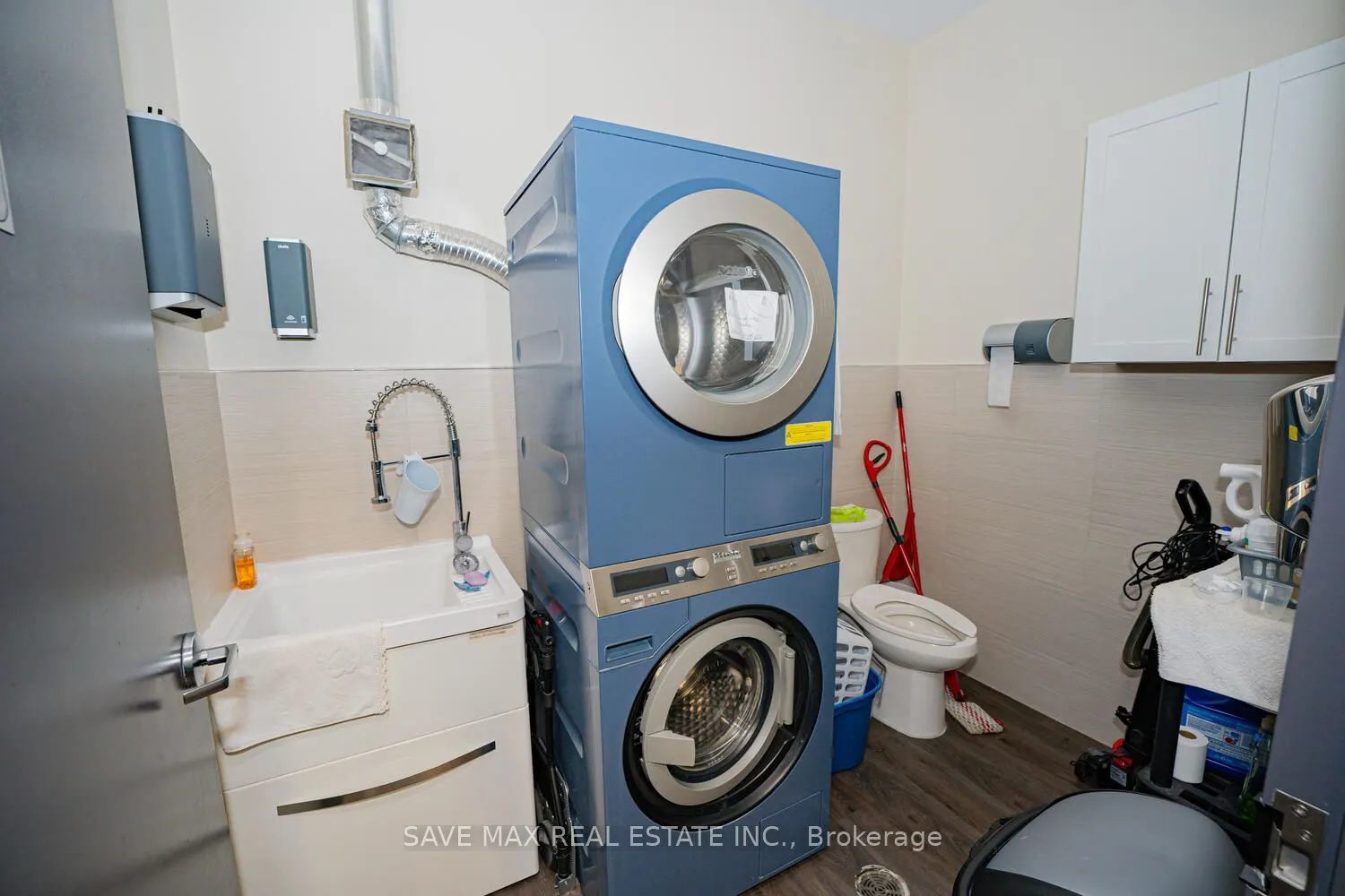 216 Oak Park Boulevard, #113