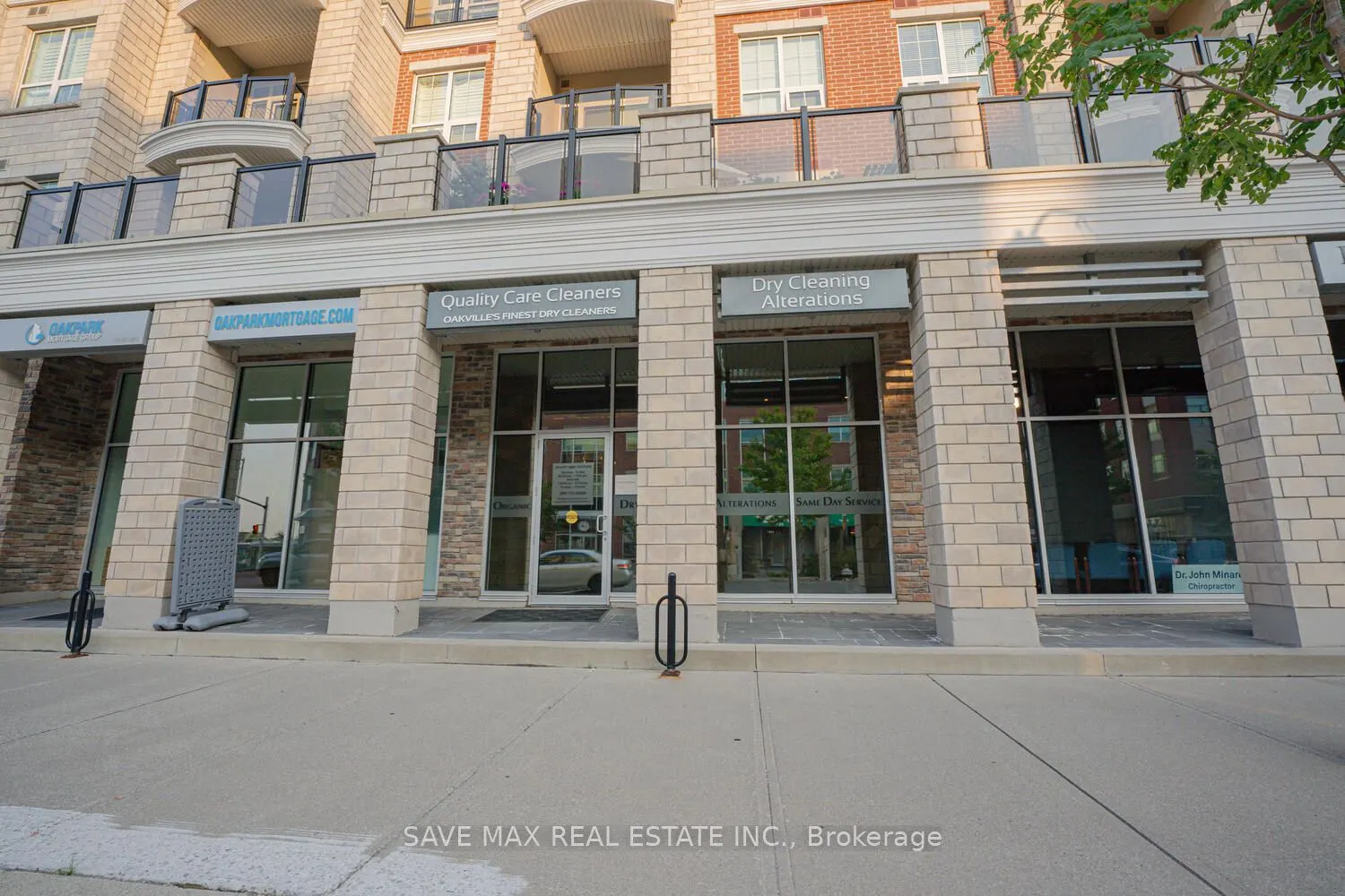 216 Oak Park Boulevard, #113