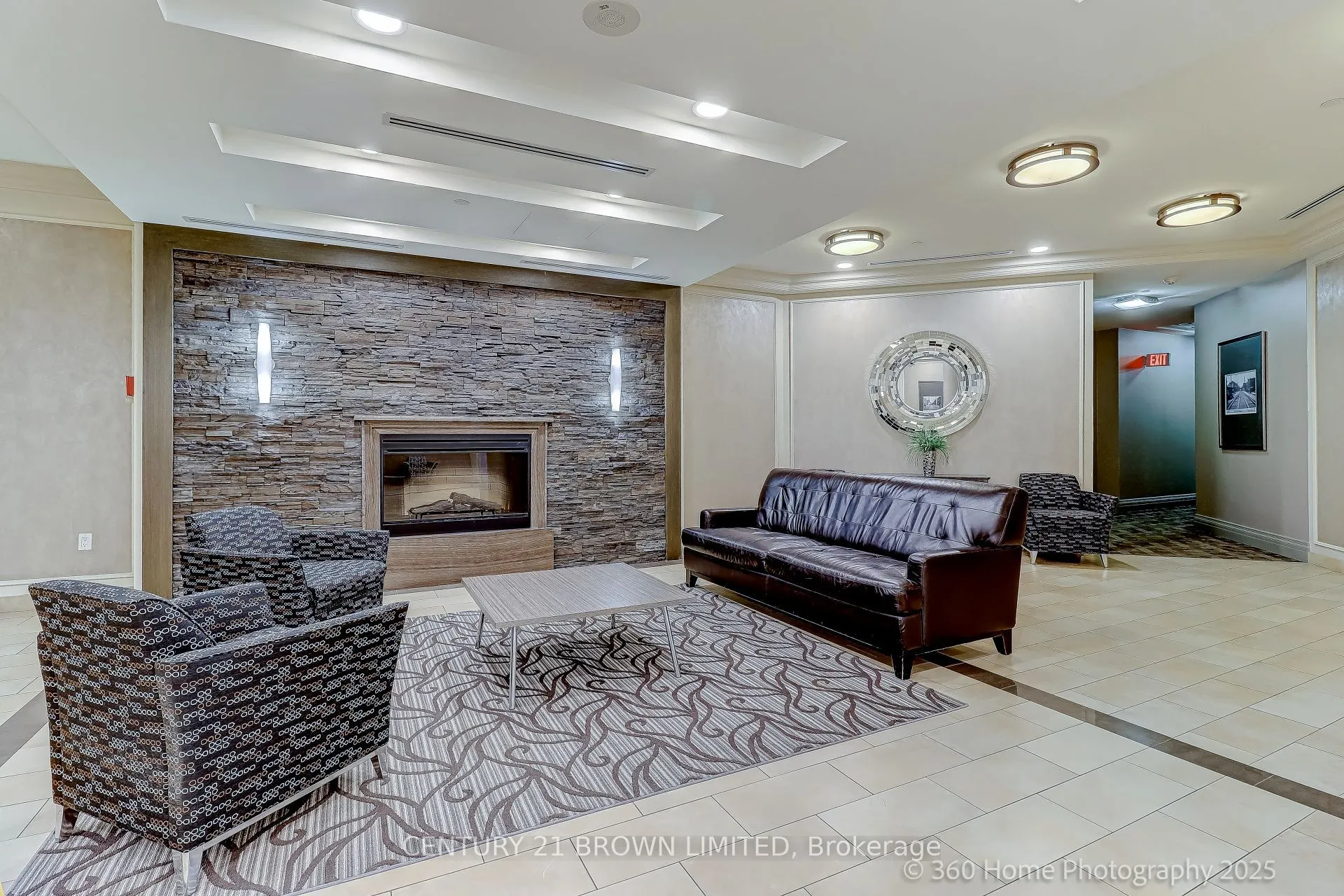 60 Heintzman Street, #112