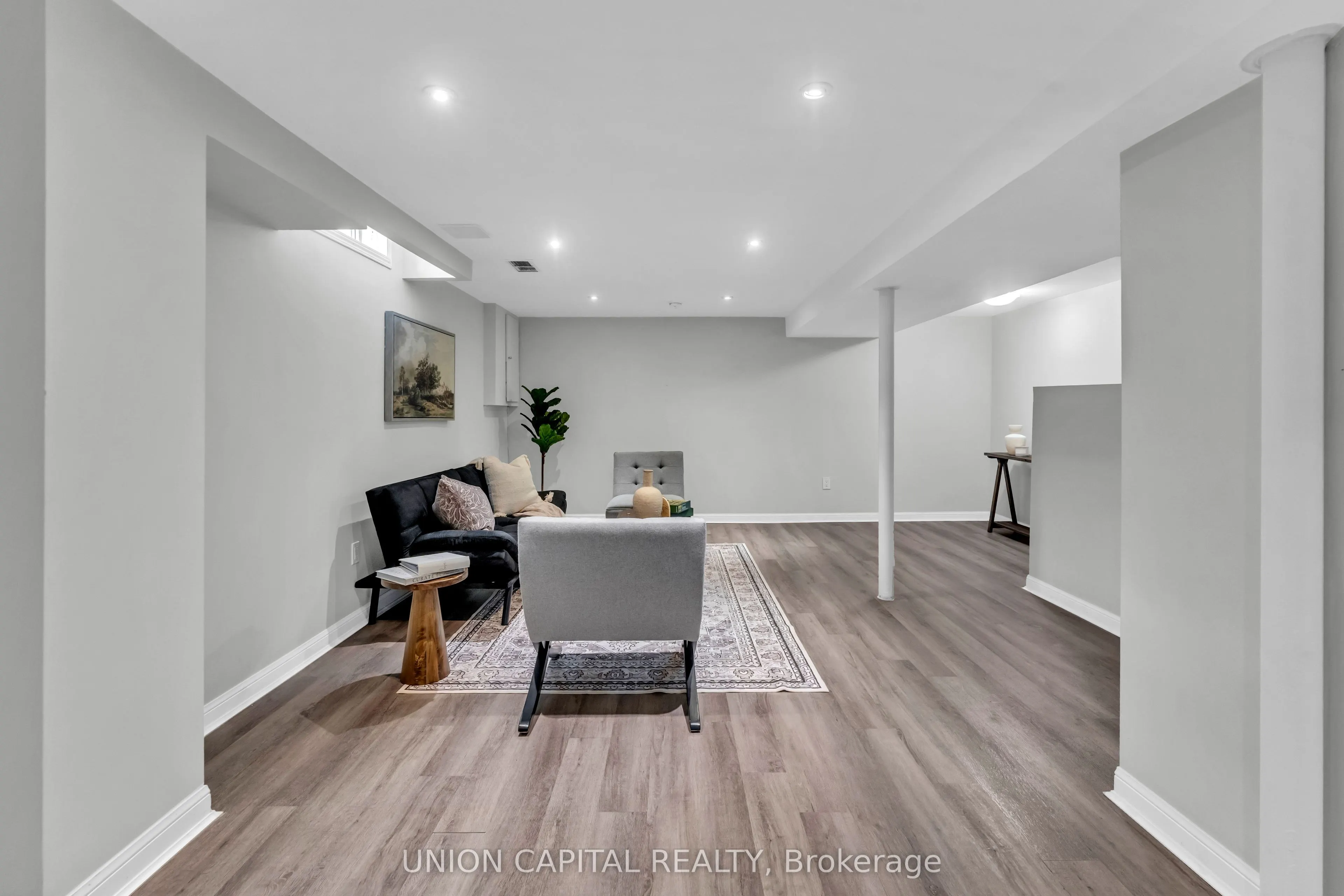 7123 Cadiz Crescent