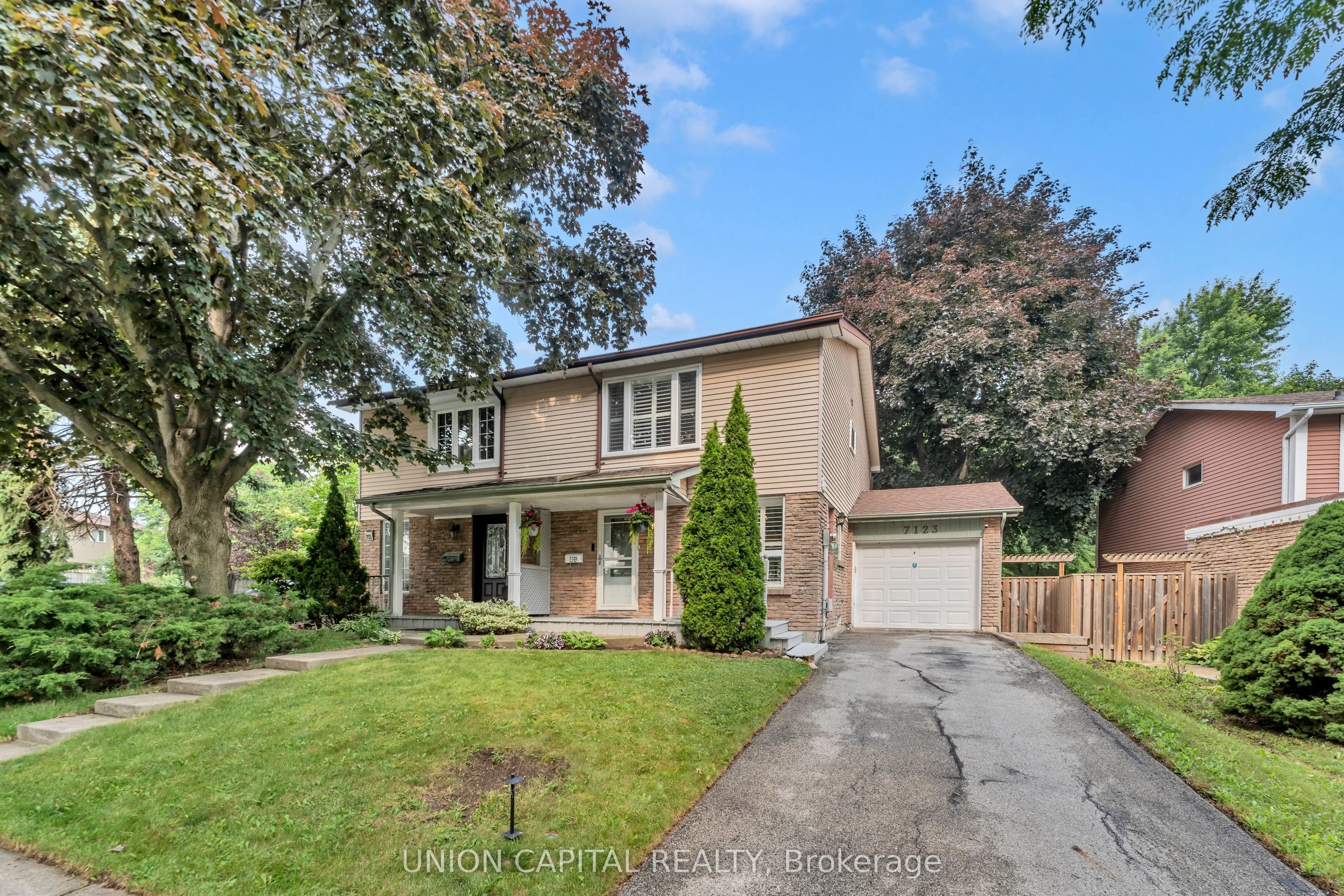 7123 Cadiz Crescent
