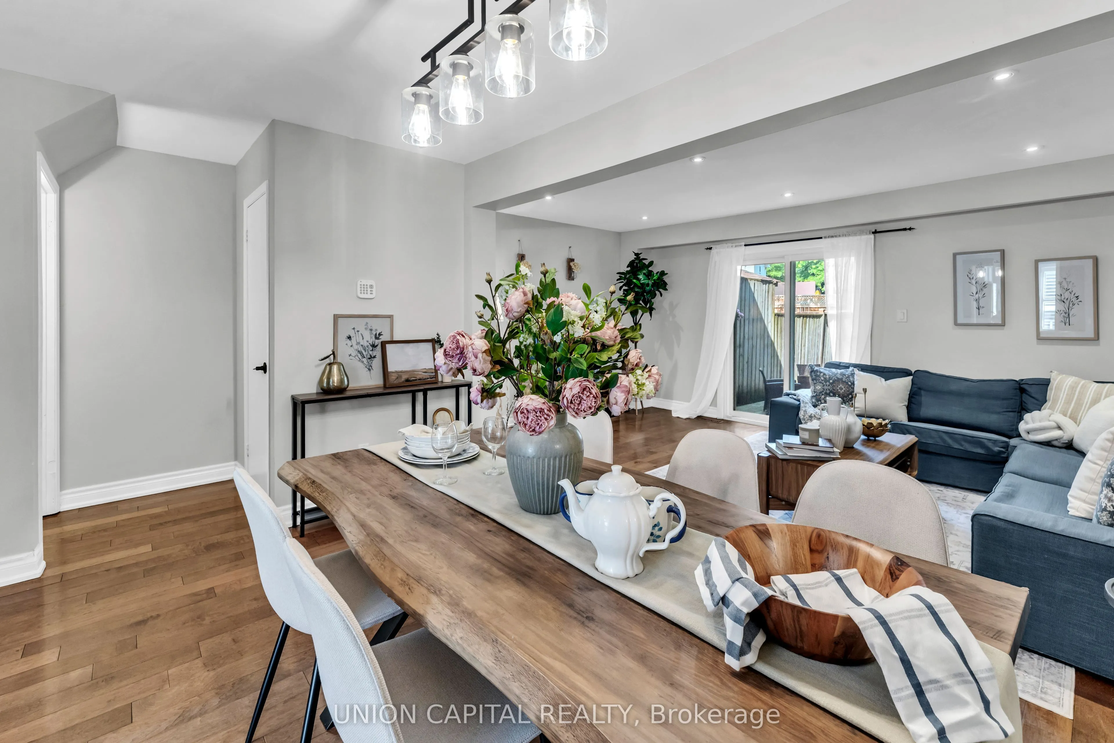 7123 Cadiz Crescent
