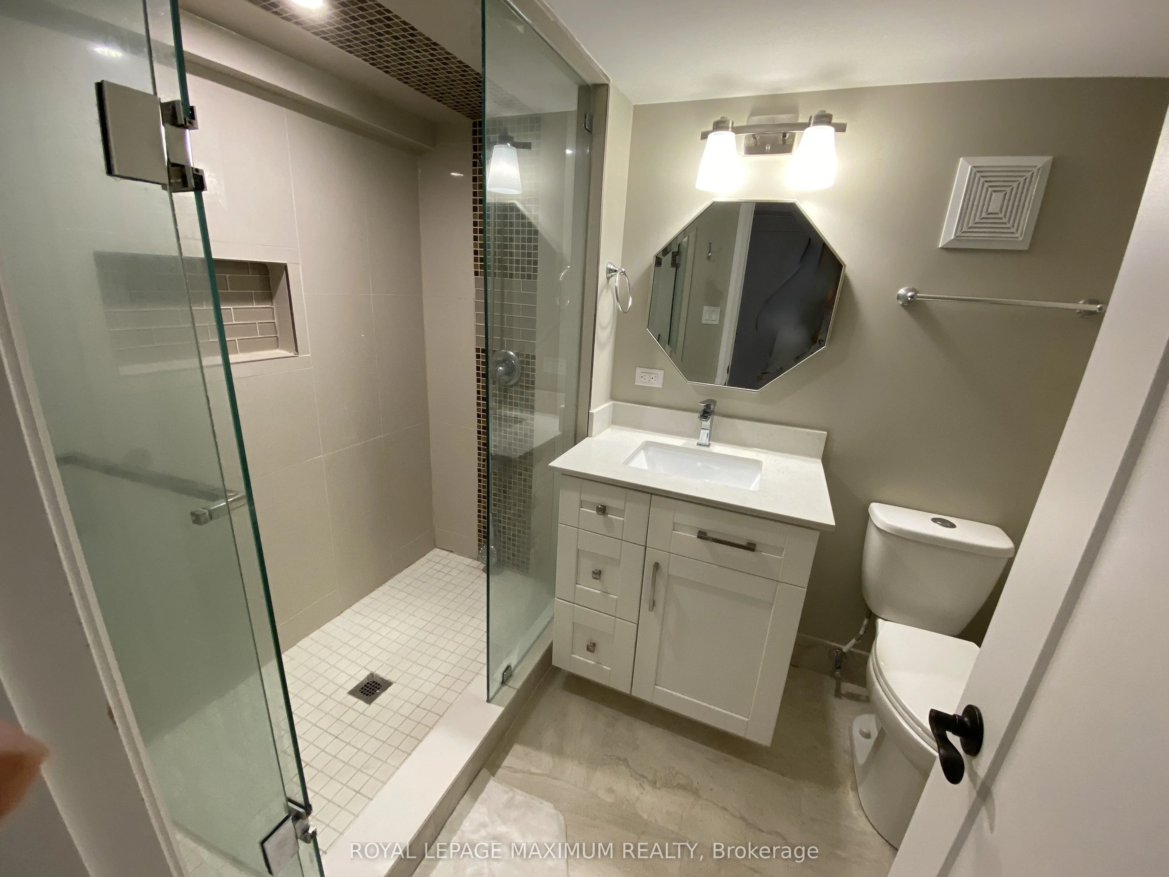 84 Enfield Avenue, #Basement