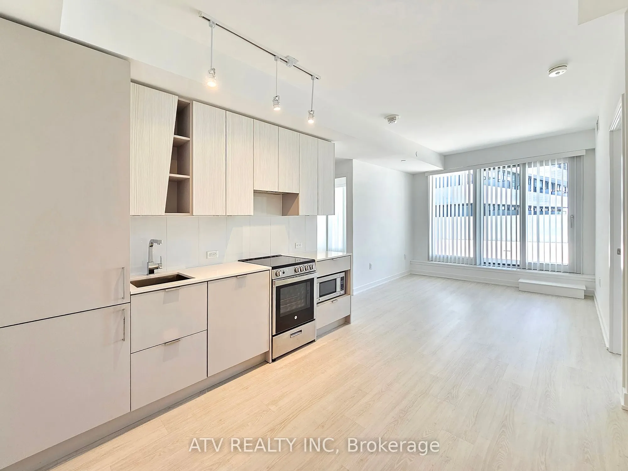 3883 Quartz Road, #508