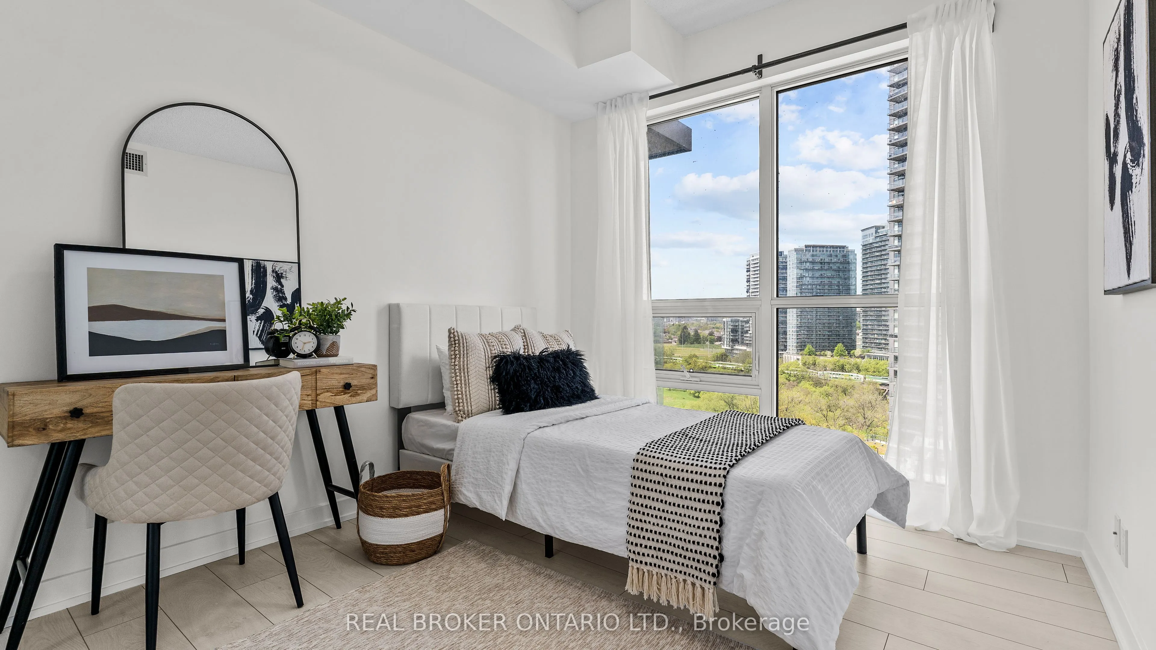 2220 Lake Shore Boulevard W, #1604