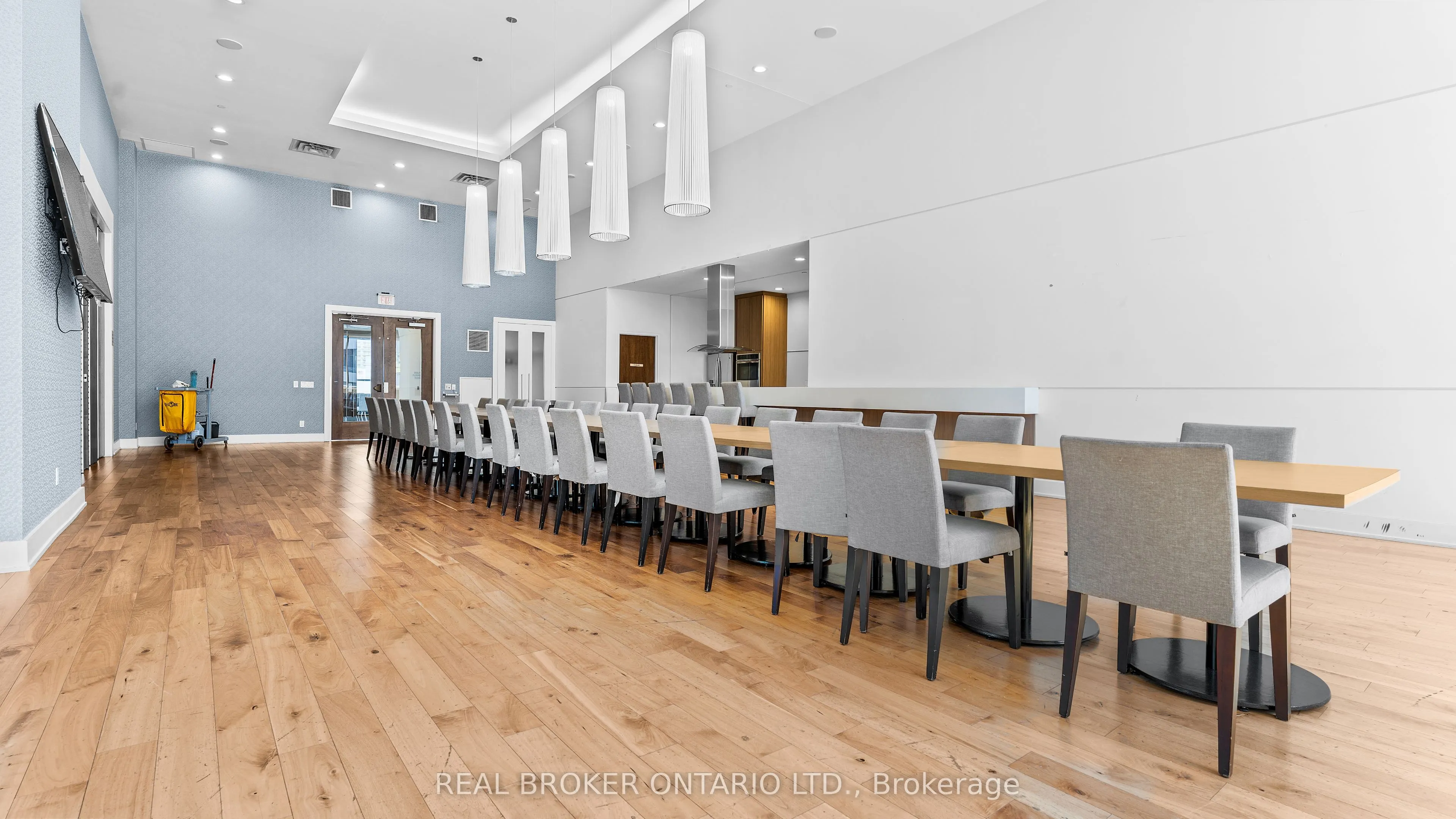 2220 Lake Shore Boulevard W, #1604
